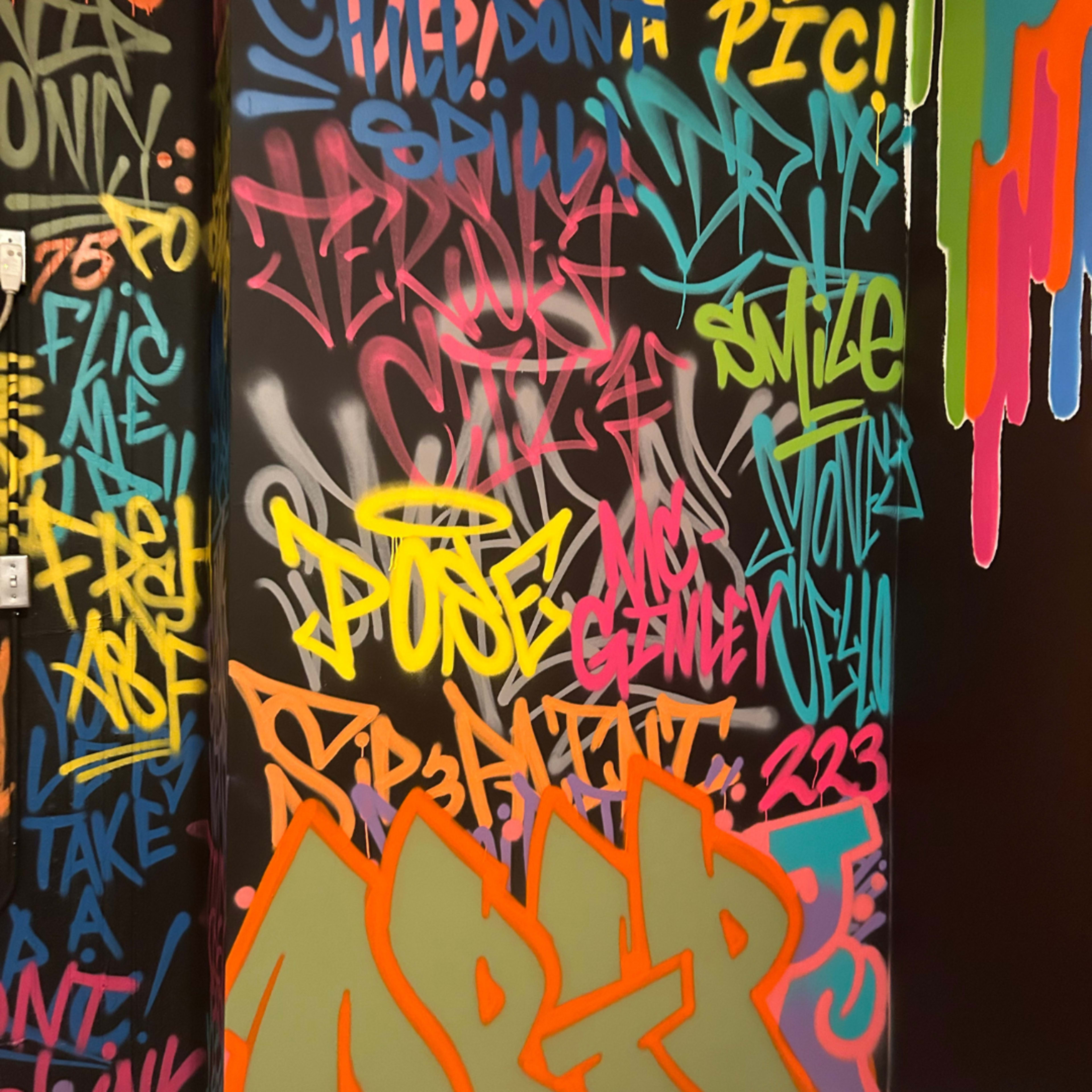 Vibrant JC Studio Near Downtown – Perfect for Photos, Podcasts & Events Image in McGinley Square, Jersey City, NJ