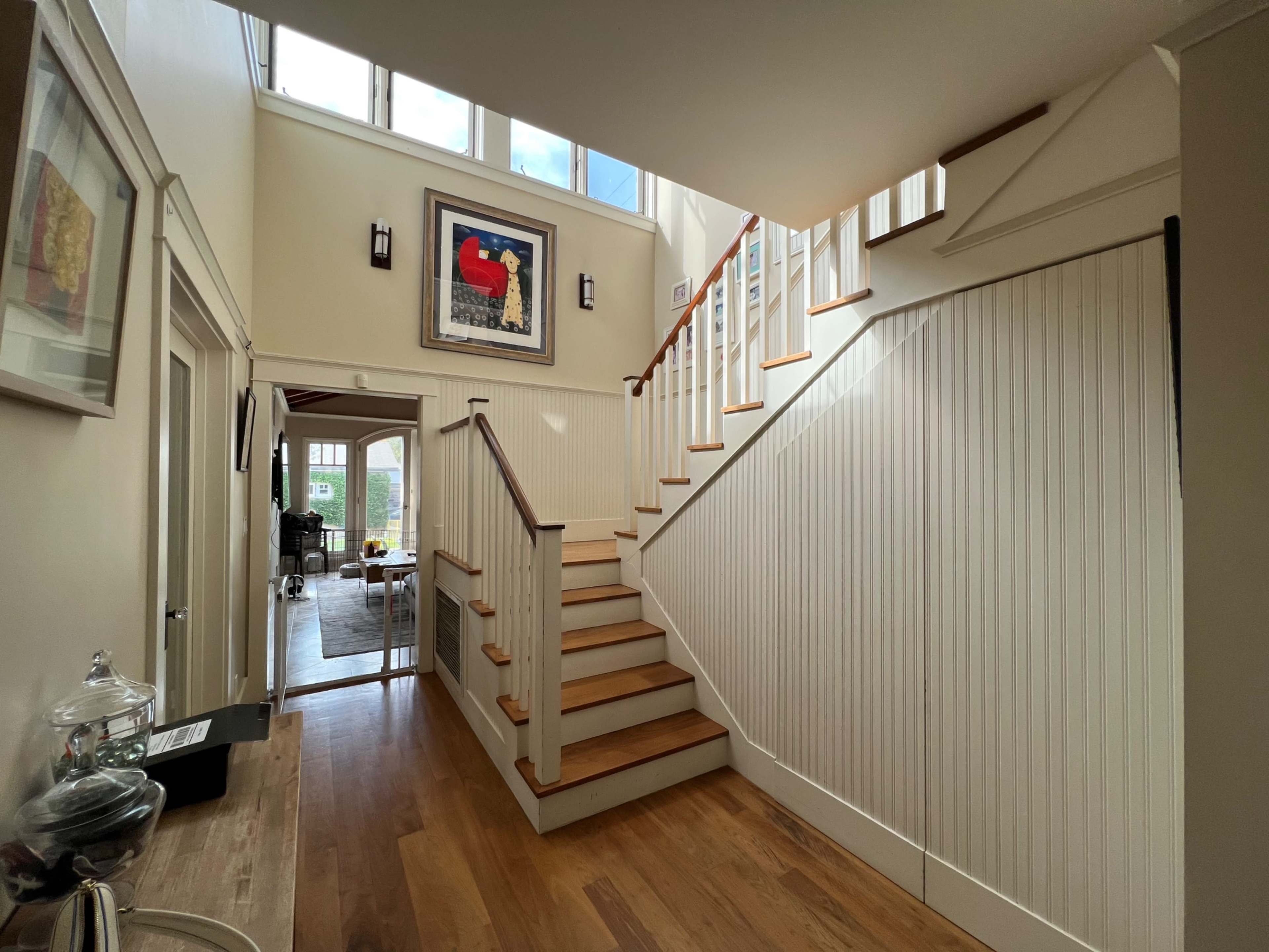 Inviting and warm modern day craftsman home Image in Sunset Park, santa monica, CA