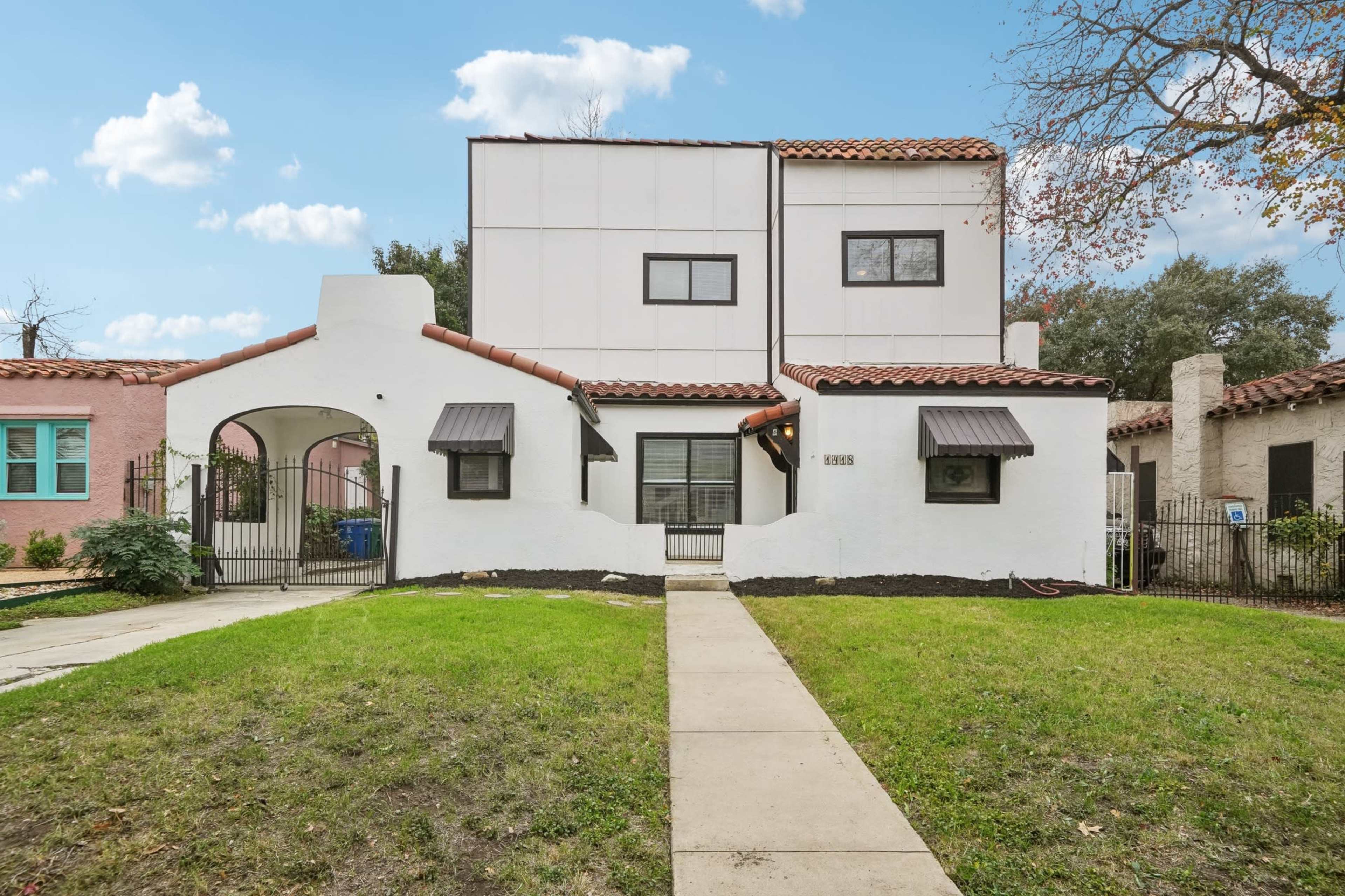 1920s Beautiful Spanish-style Home Image in Near Northwest, San Antonio, TX