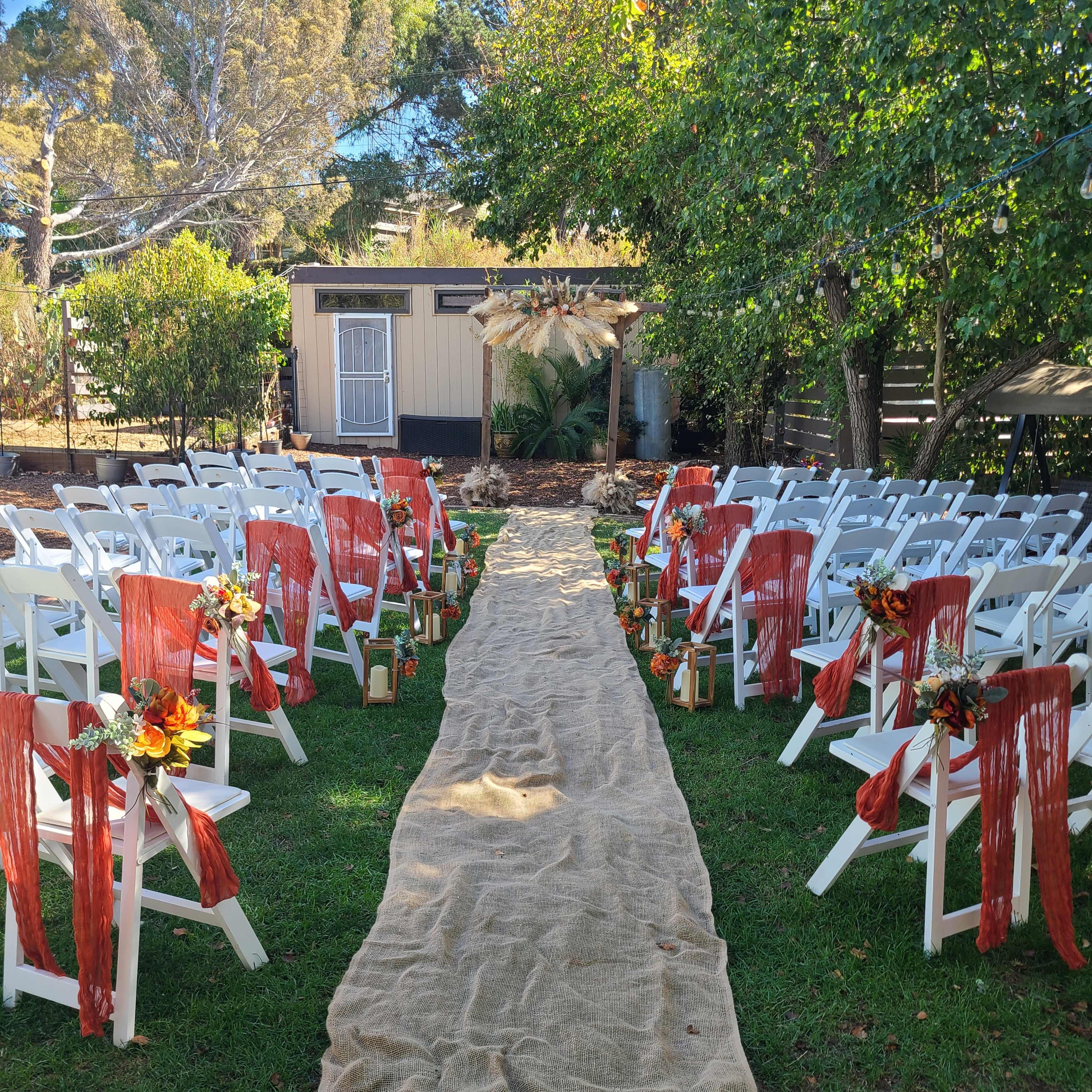 Beautiful outdoor yard space with indoor game room Image in , vallejo, CA