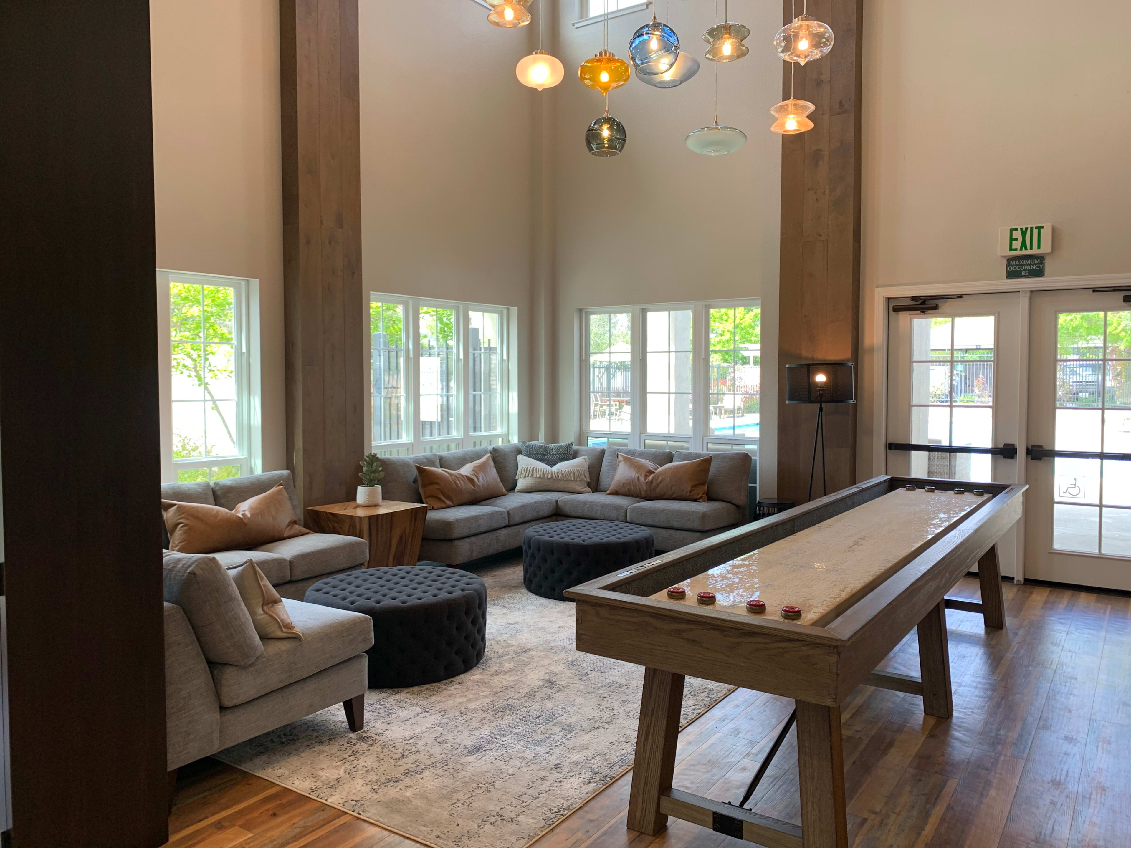 Beautifully Remodeled Lounge Perfect for Entertaining Image in , Petaluma, CA
