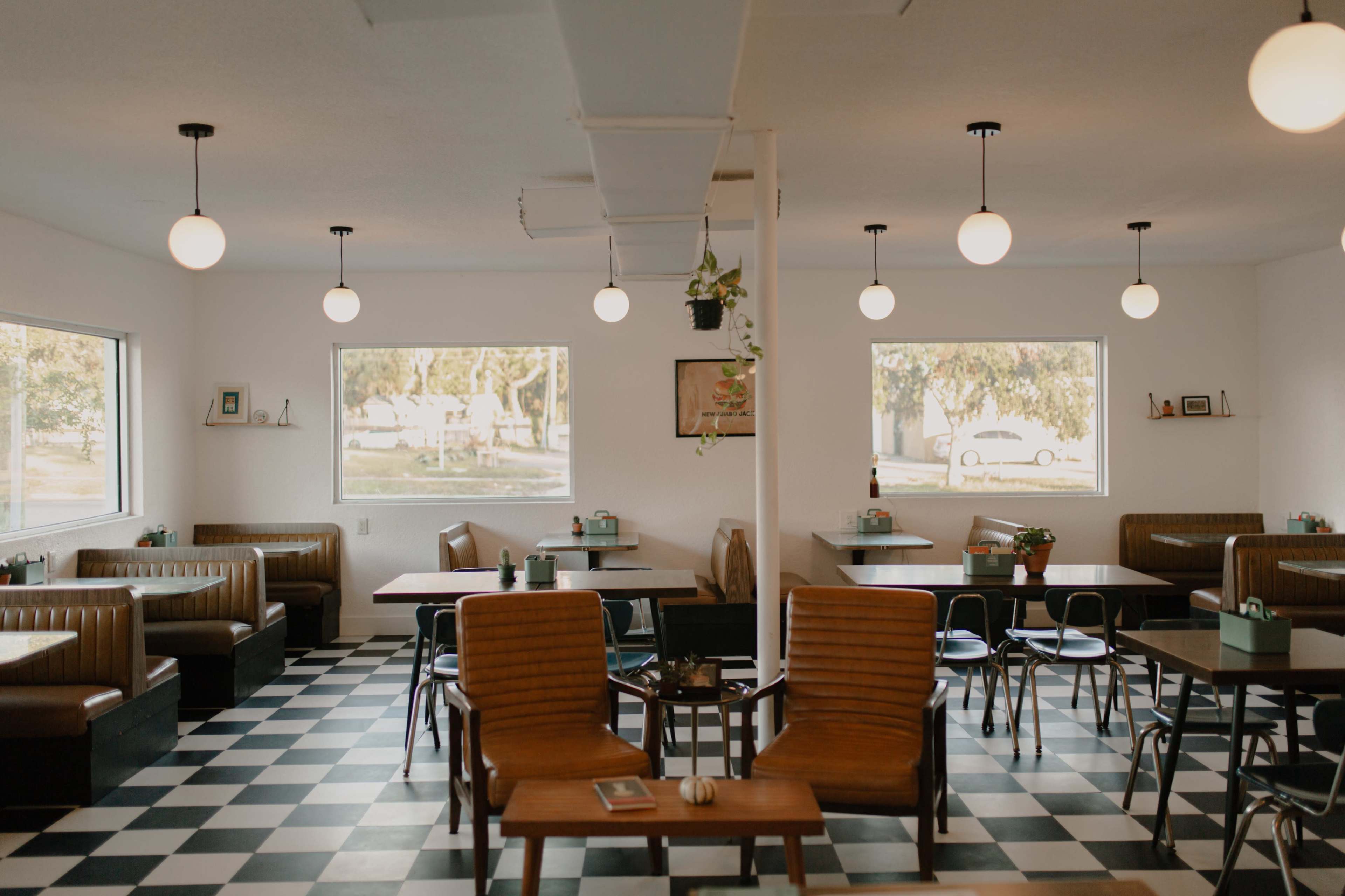 MCM Diner-Themed Space: for Creative Shoots, Pop-ups and Private Events Image in Gulfport, Gulfport, FL
