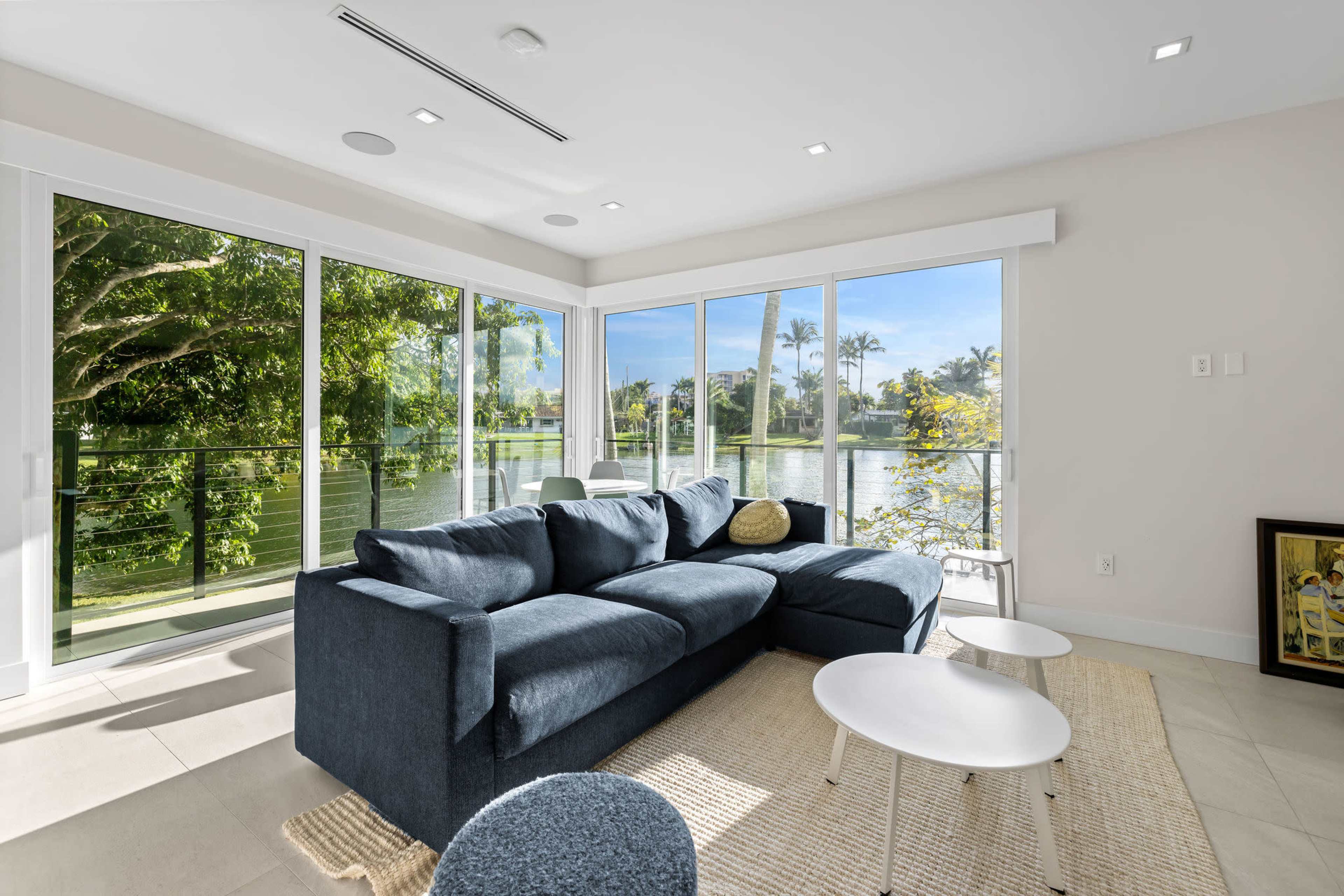 Lakefront Suburban Residence With Open, Sweeping Nature Views And Comfortable Facilities For Crews. Image in , Miami, FL