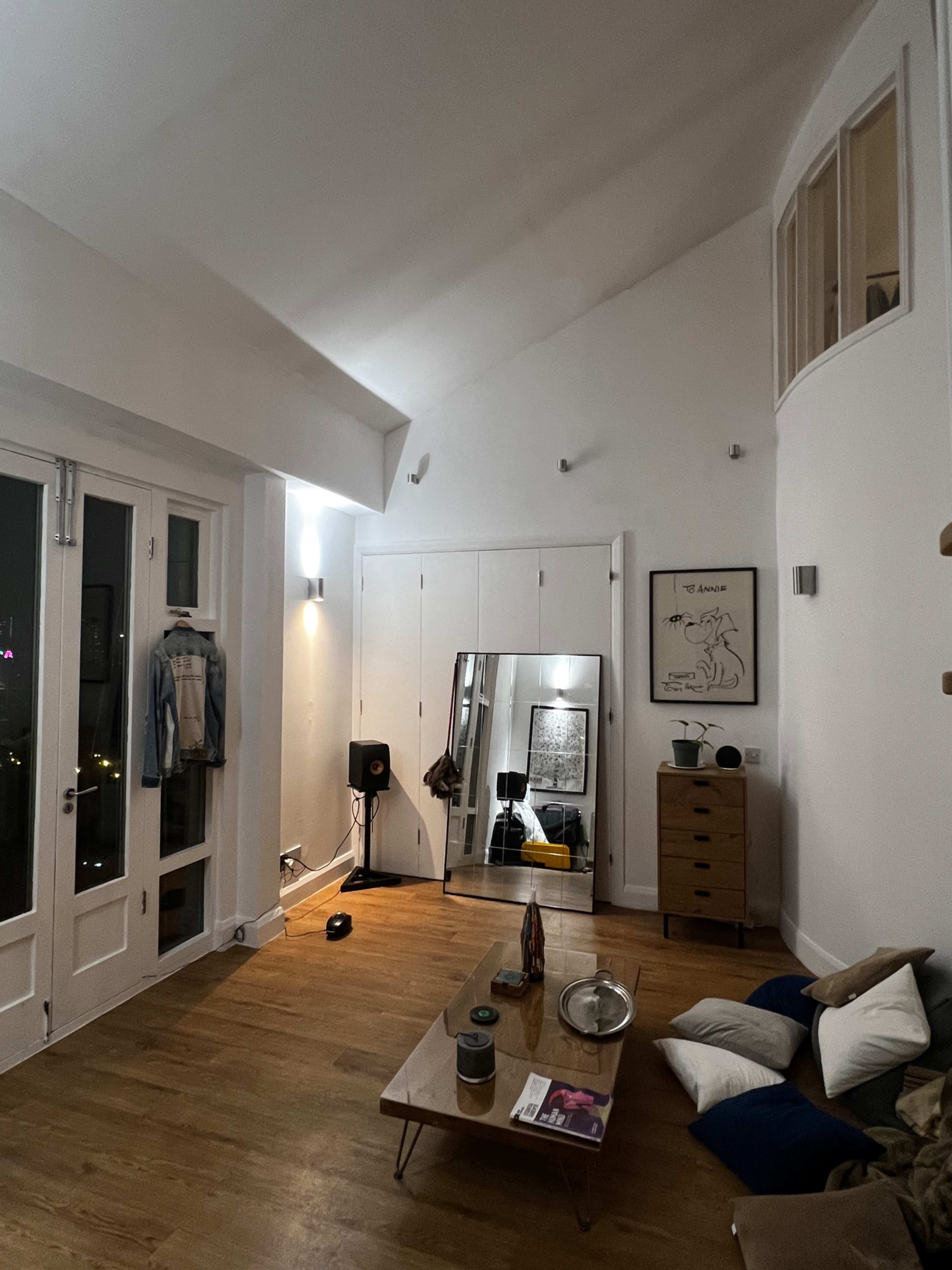 New York style 2 floor apartment with mezzanine and high ceilings Image in Bow, London, ENG