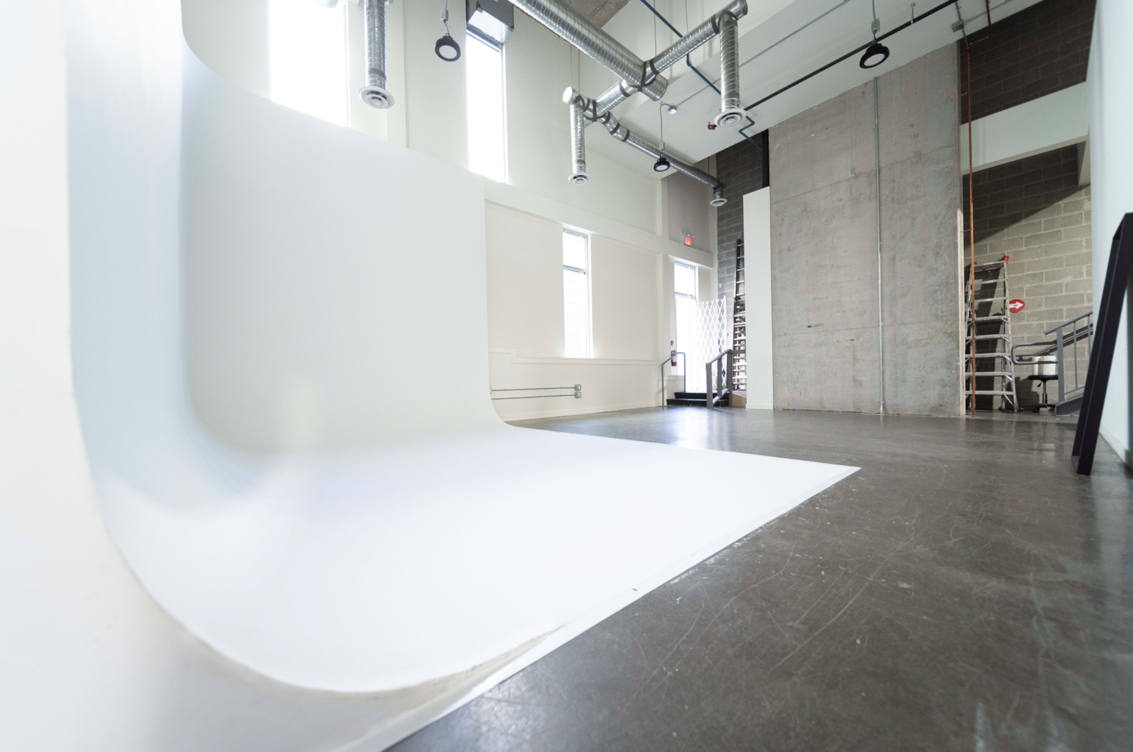 Big and Open, Stylish Industrial Studio Image in Central Vancouver, Vancouver, BC