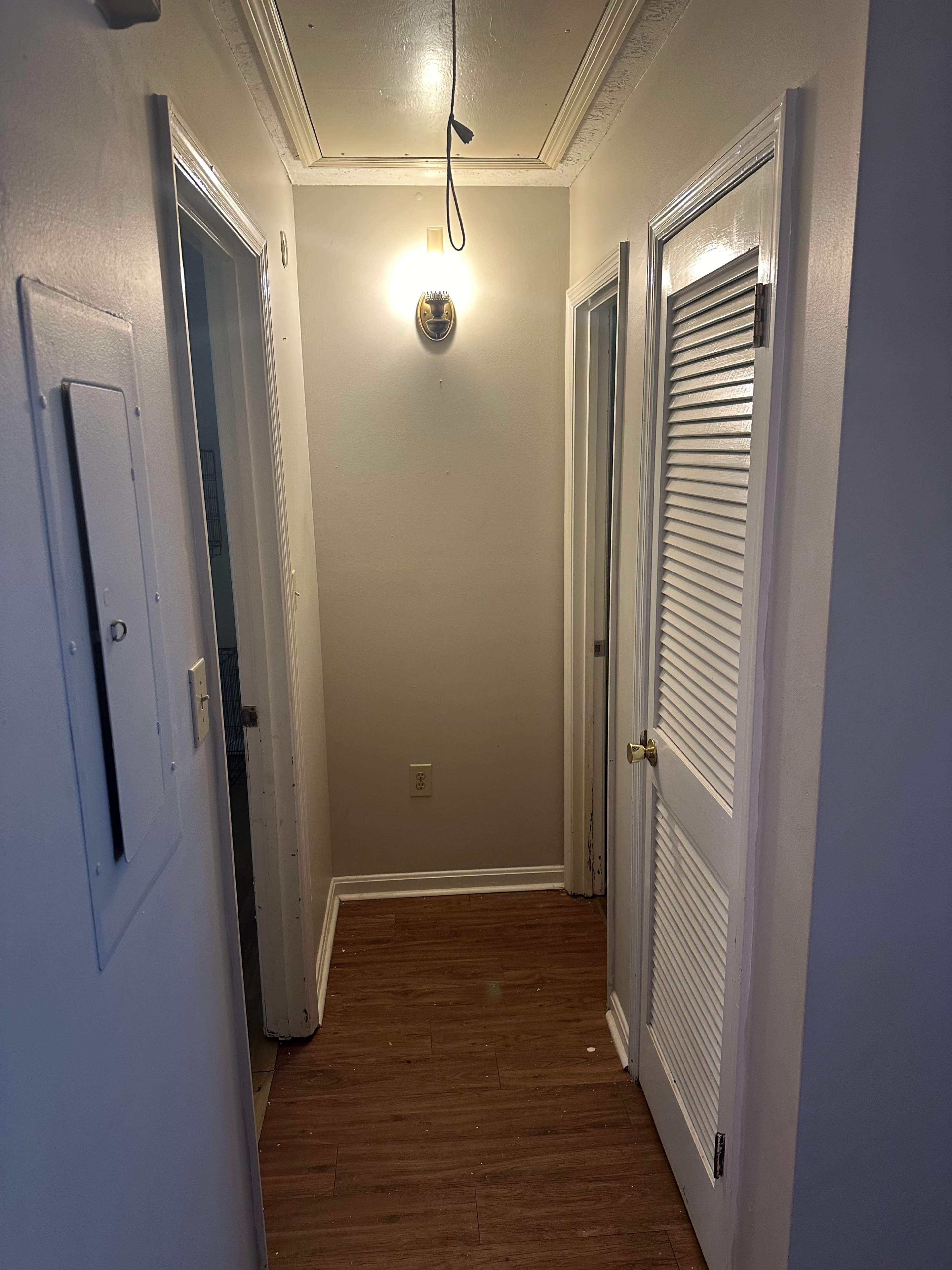 Lakeside Retreat with Flexible Use - Perfect for Small Gatherings & Creative Projects Image in Warner Robins, Warner Robins, GA