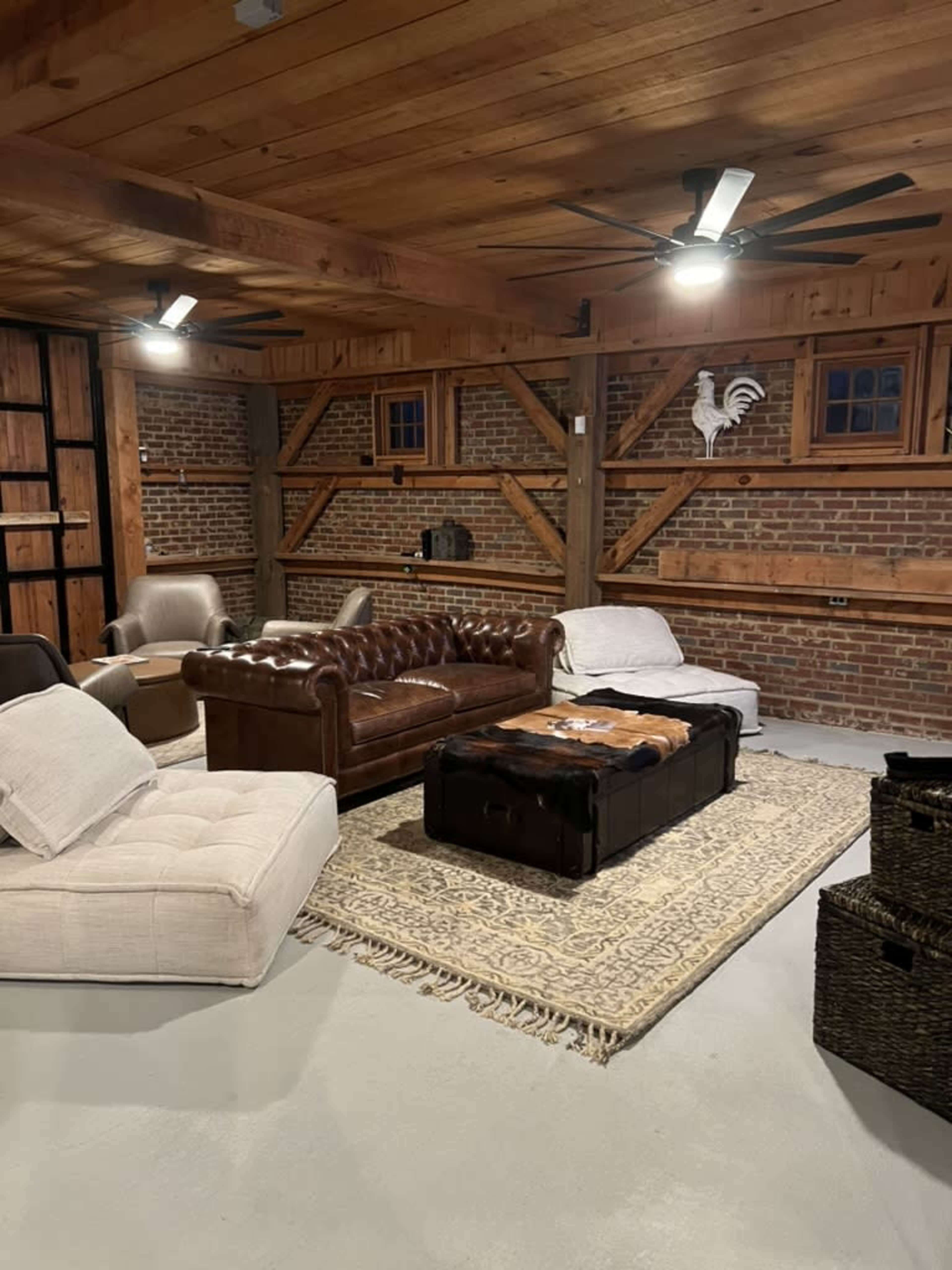 Private BarnBarn on over 50 Acre Compound. Ideal for weddings, celebrations, film and photo shoots! Unlimited vistas and space with endless inspiring options Image in , McDonough, GA
