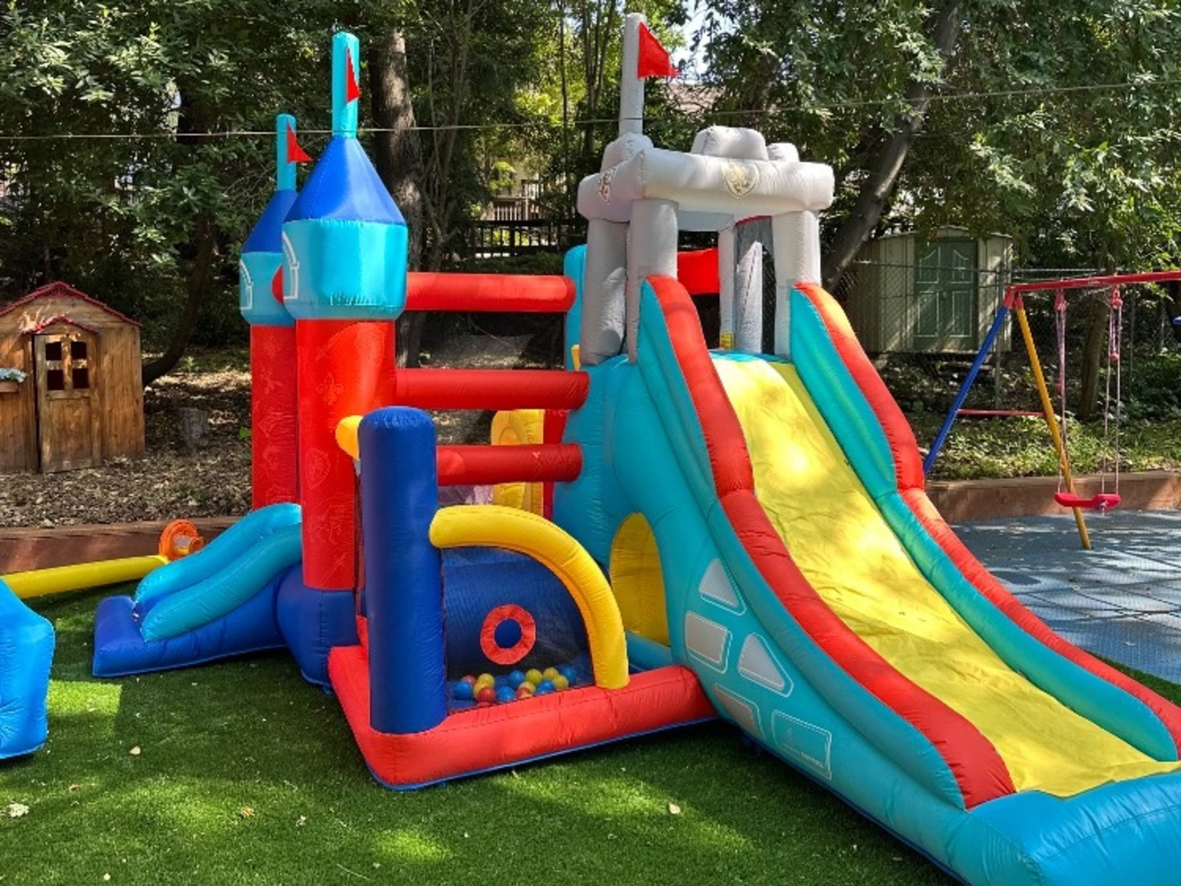 Jump Castle 1