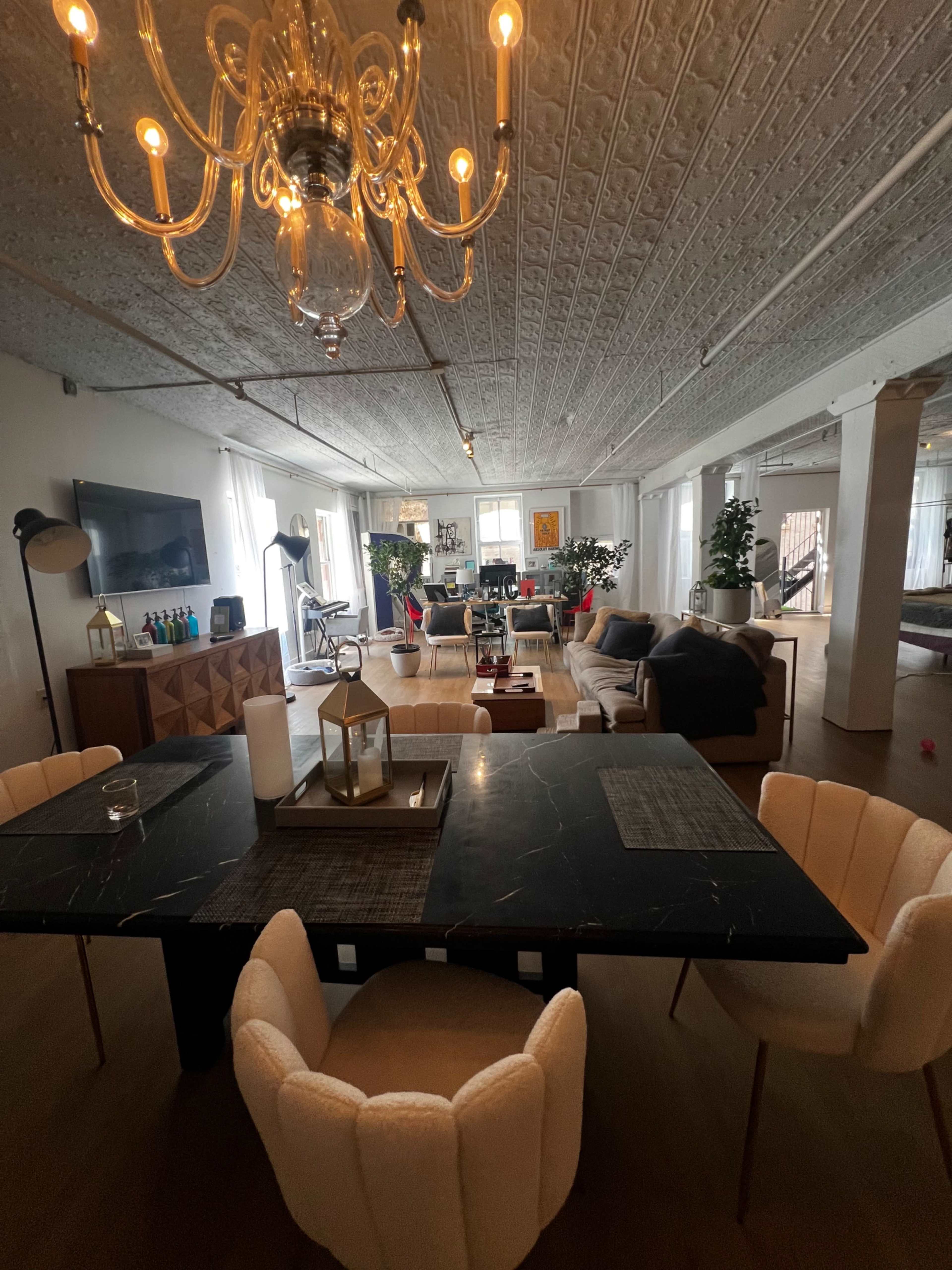 ART GALLERY LOFT IN CHELSEA Image in Midtown Manhattan, New York, NY