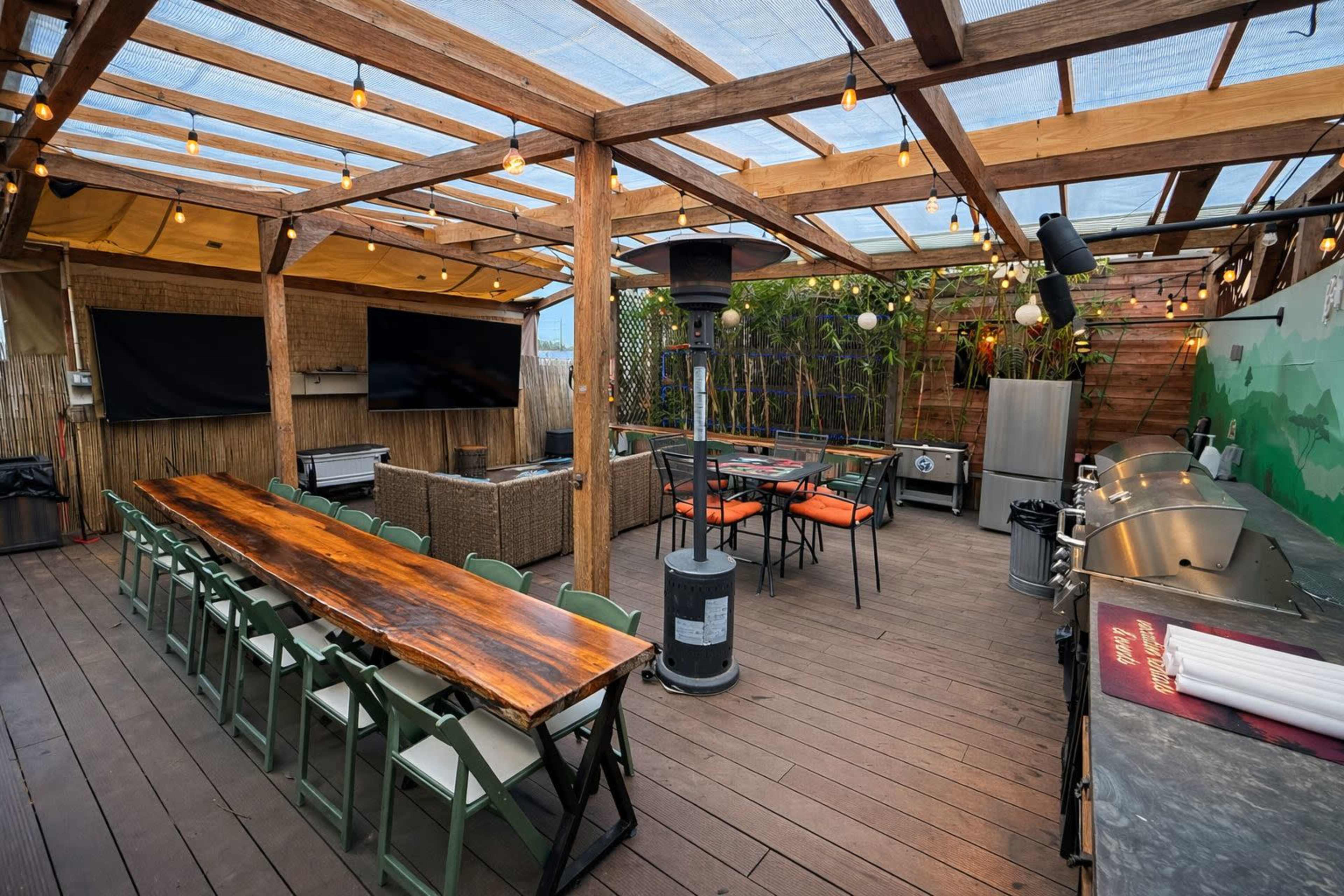 Bamboo Garden Lounge - 2 Outdoor Grills + 50\ Image in Stockton, San diego, CA