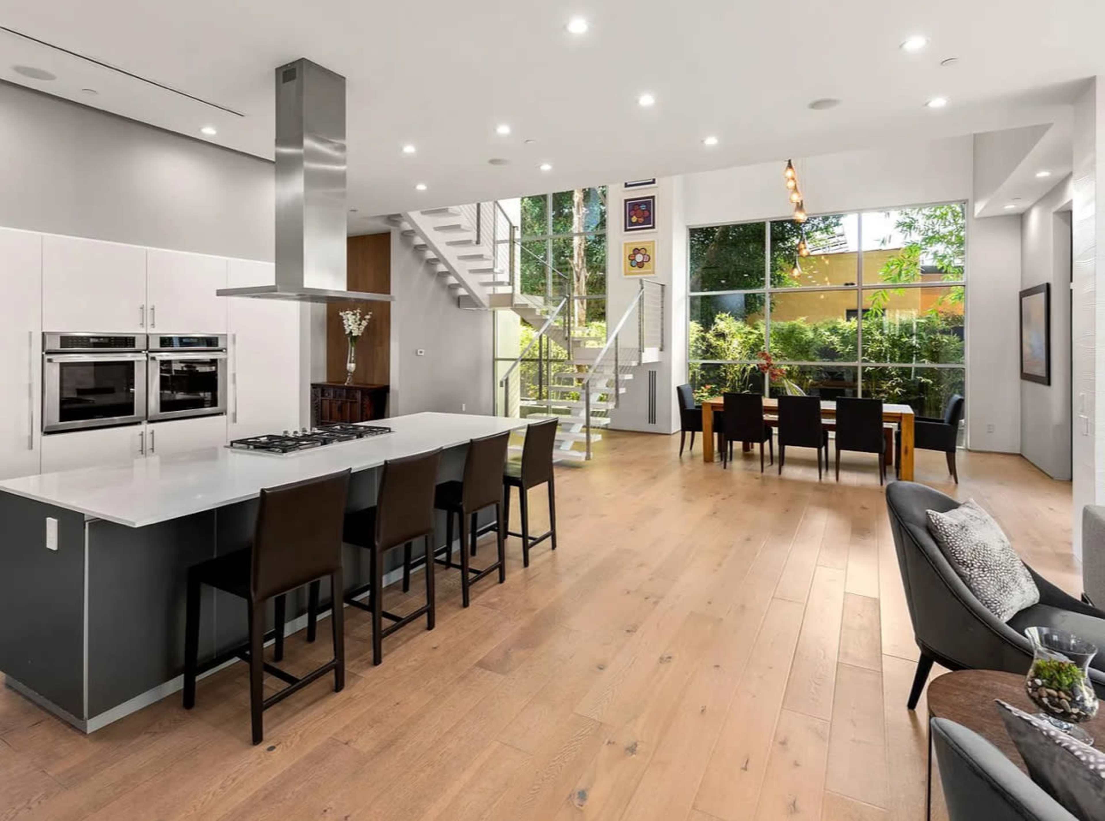 “ Modern Villa with large Backyard “ Image in Beverly Grove, Los Angeles, CA