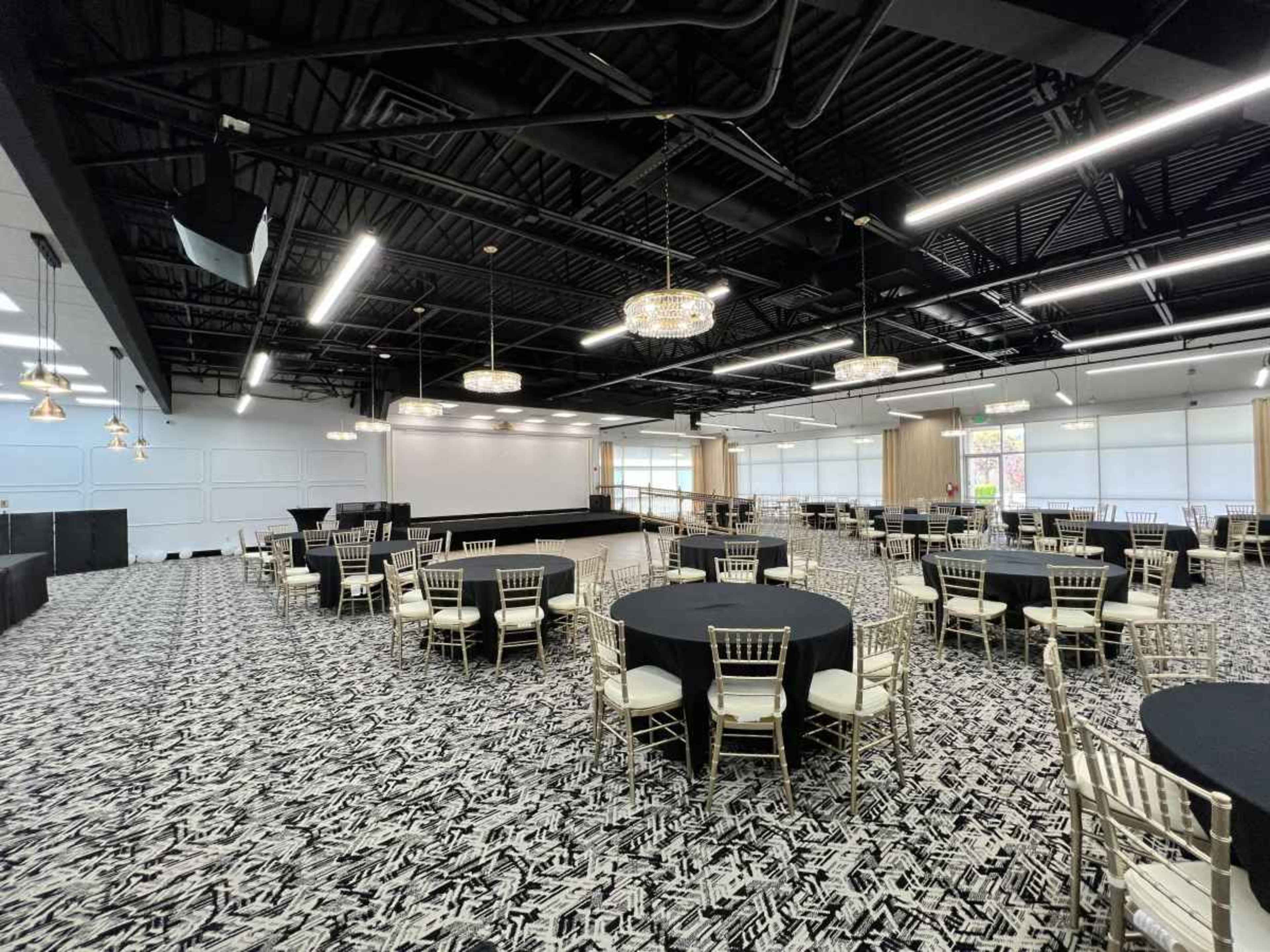Elegant Grand Banquet Hall in  Bothell Image in Bothell, Bothell, WA