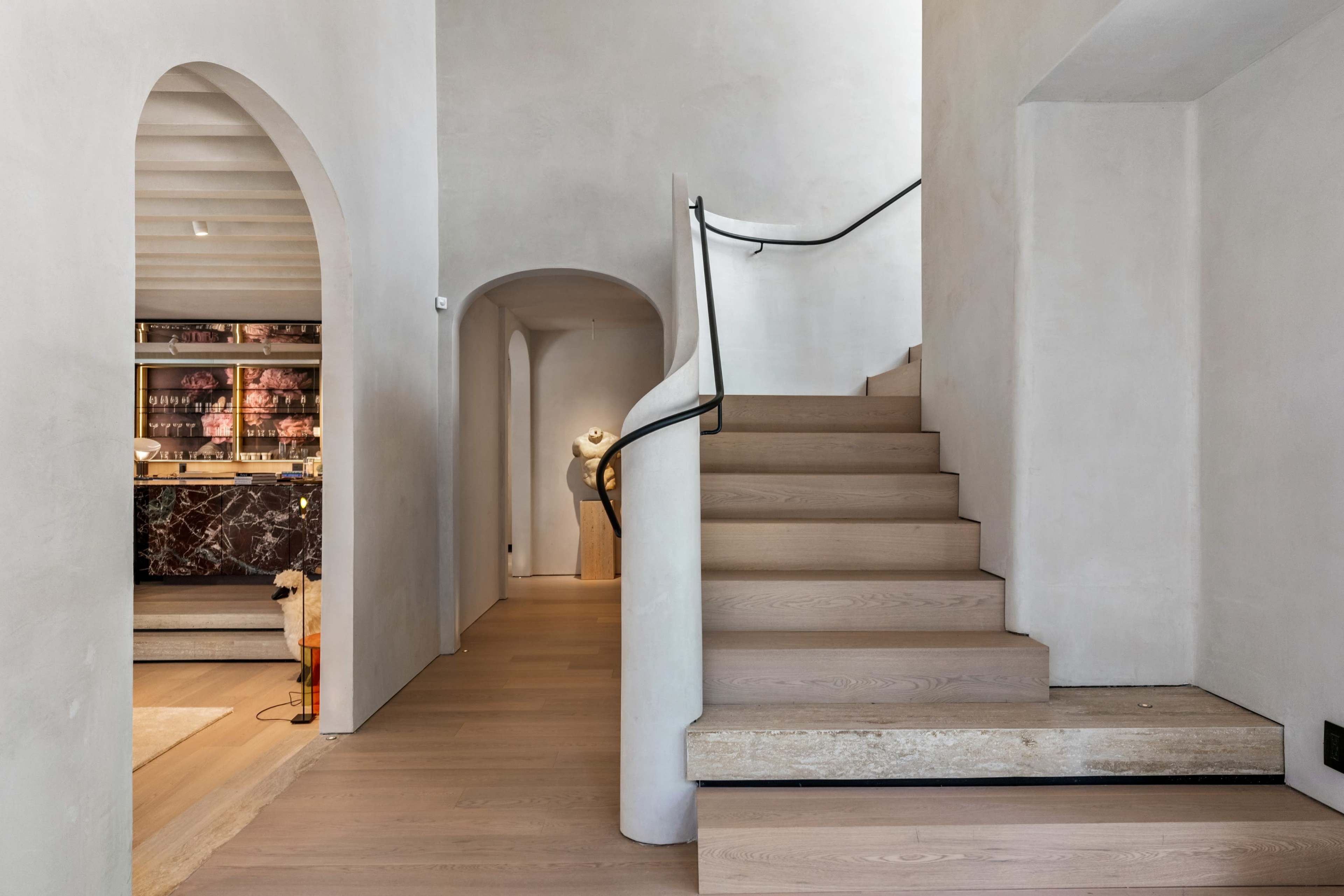 La Réserve: Elegant Mandeville Gem Image in Brentwood, Los Angeles, CA