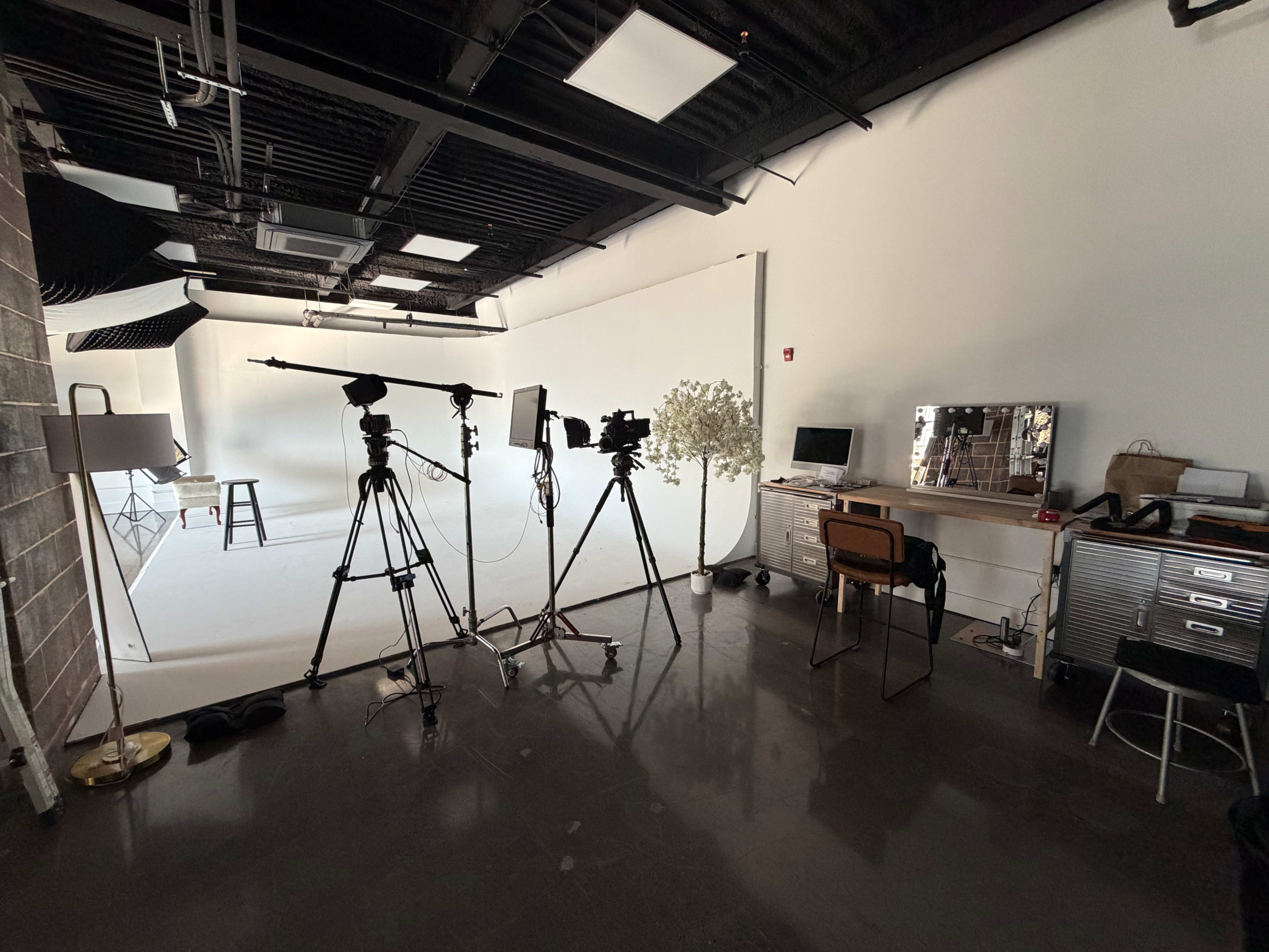 Comfortably Spacious Production Studio In White Plains NY Image in Greenburgh, White Plains, NY