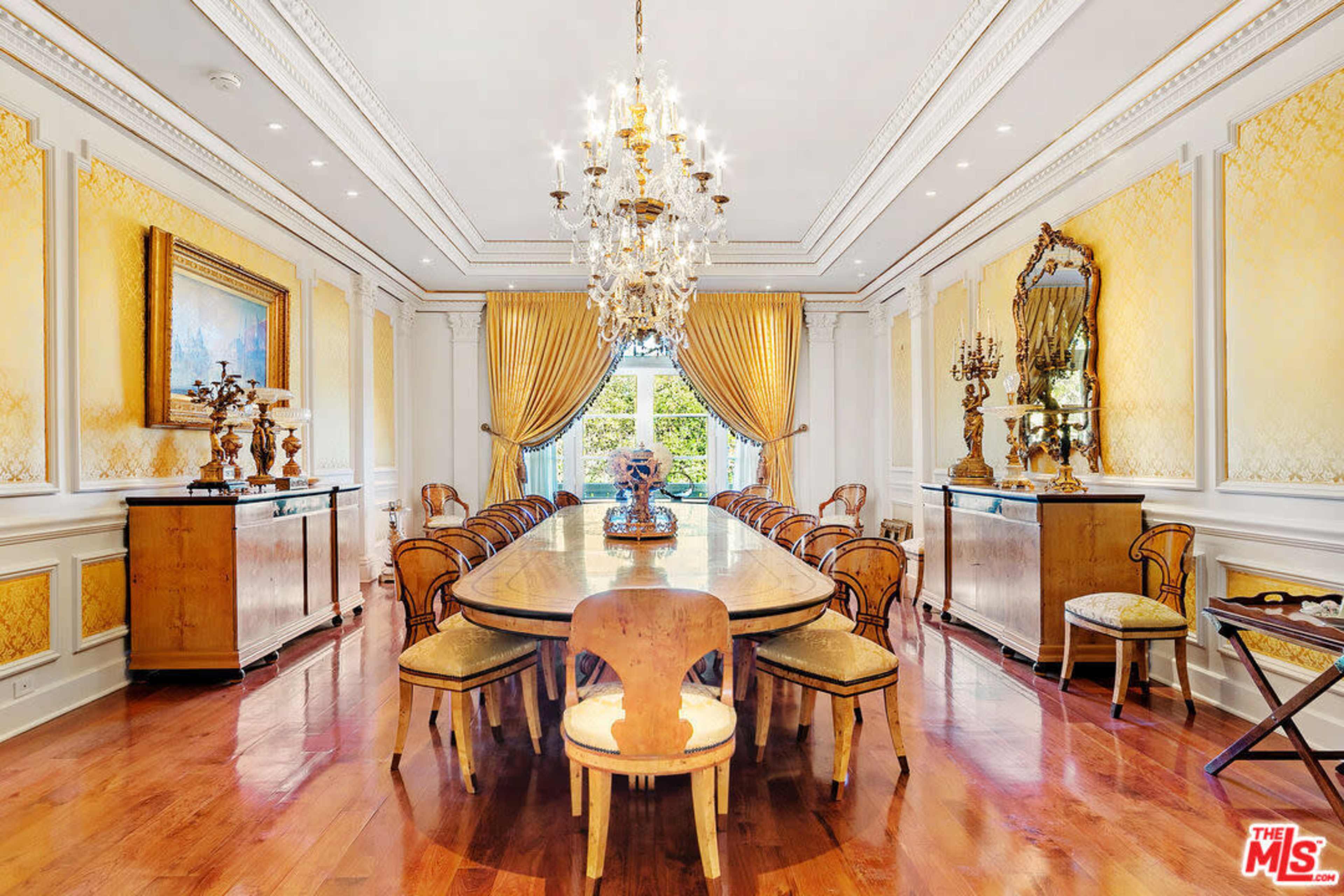 GRAND CLASSICAL ESTATE: OPULENT INTERIORS Image in The Flats, Beverly Hills, CA
