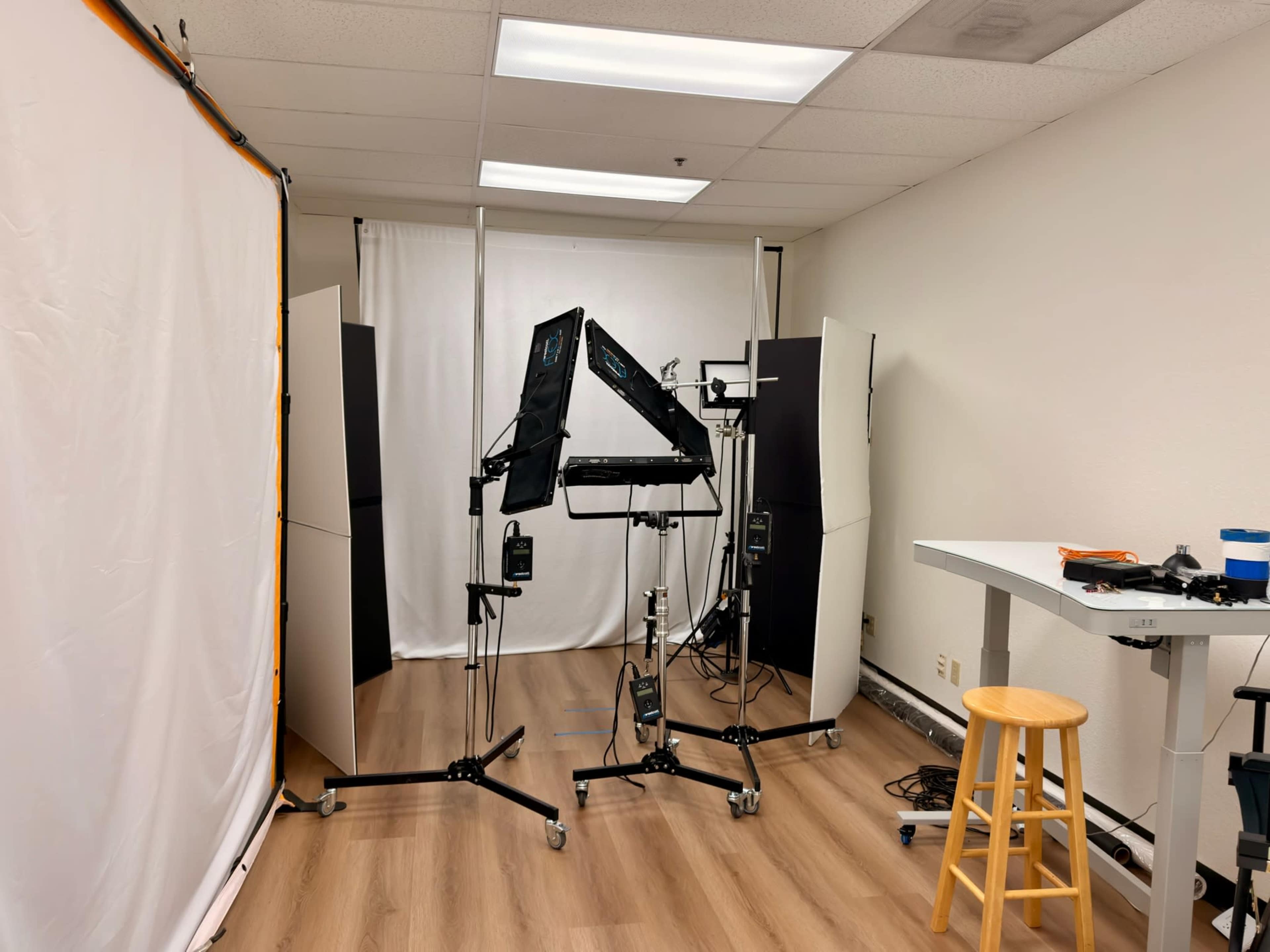 Well equipped photo studio Image in Beaumont, Beaumont, CA