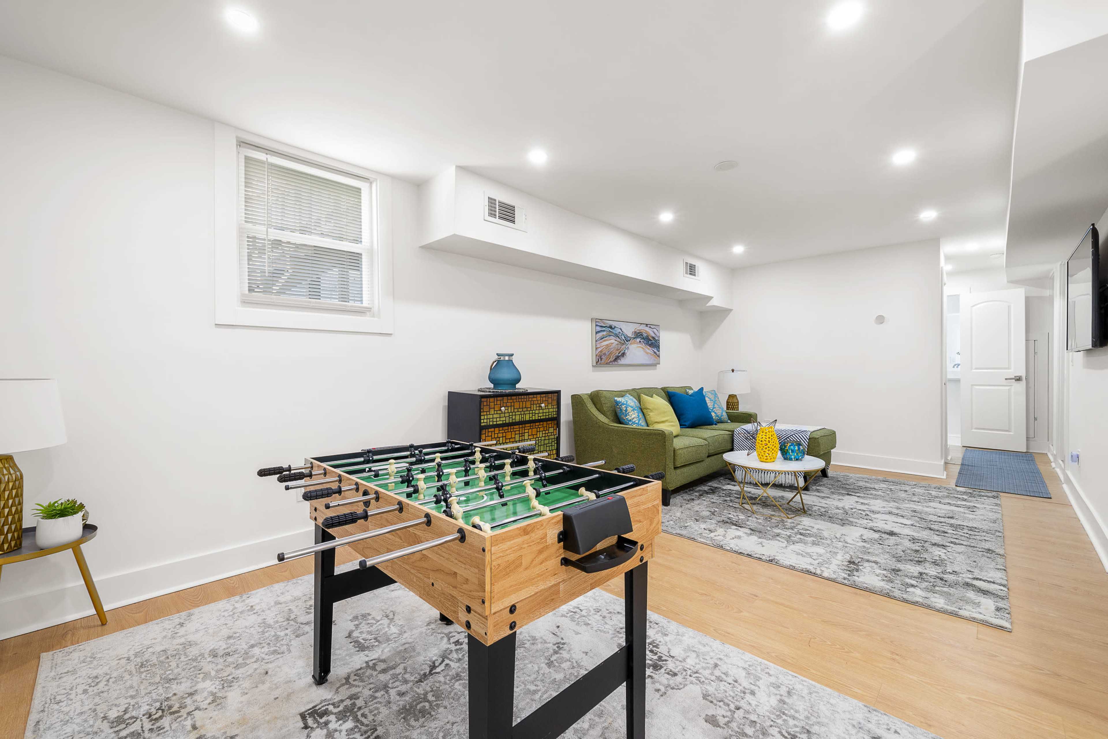 Luxury Living | Mins to Downtown | Deck & Games Image in Hunter Hills, atlanta, GA