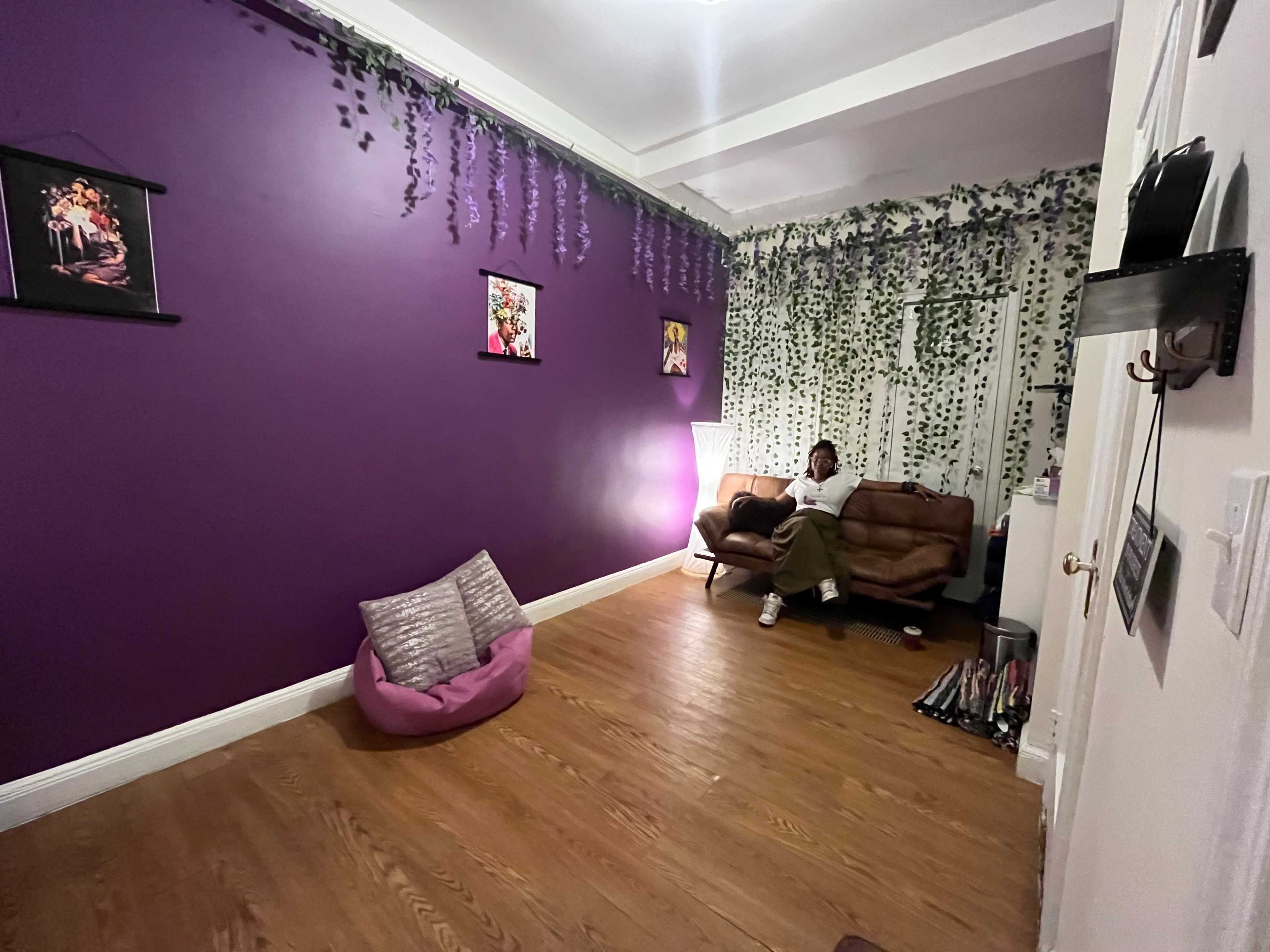 Private Room for Massage Therapists Image in West Bronx, Bronx, NY