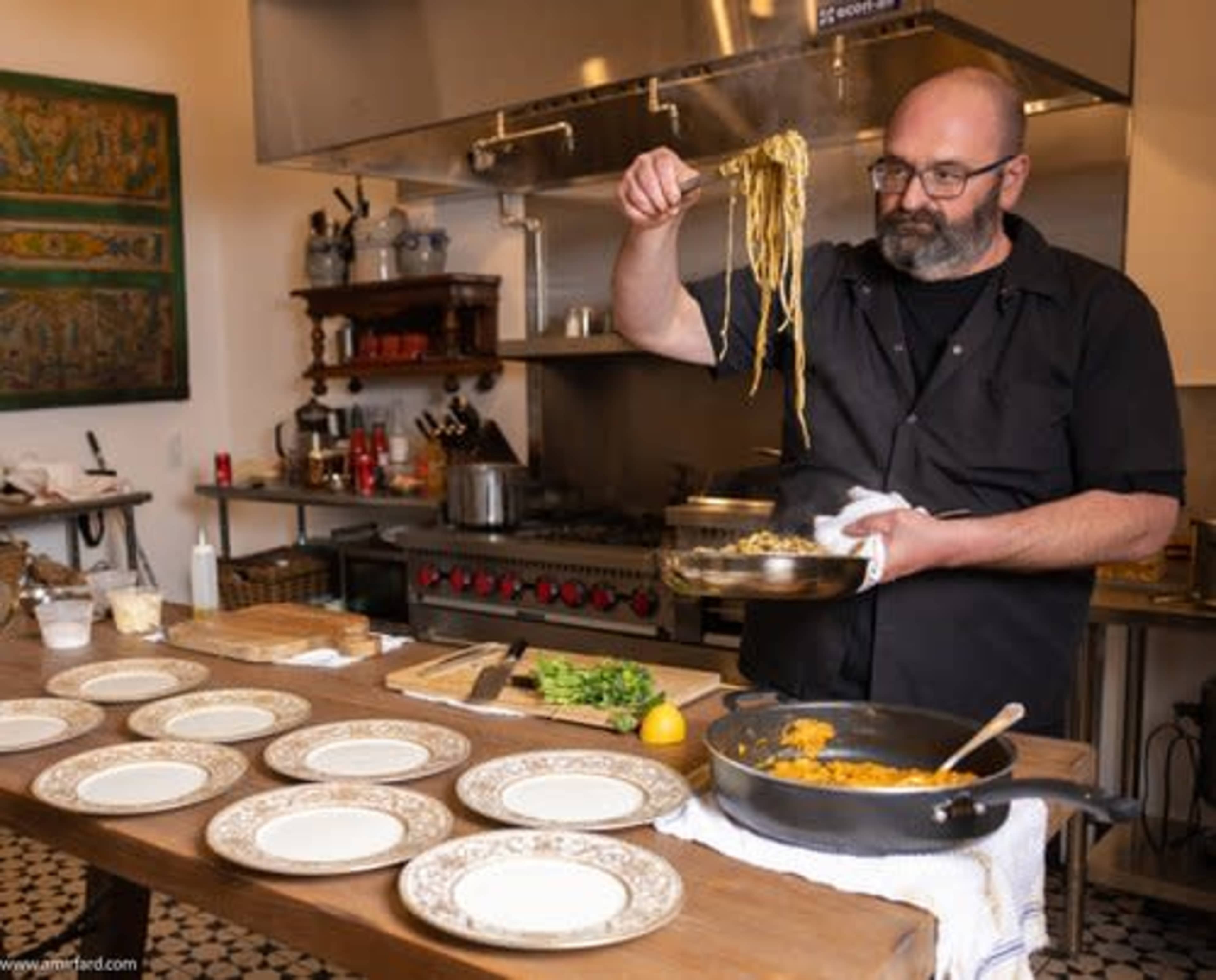 Elegant Lounge with Professional Kitchen for Private Gatherings Image in Roanoke, Roanoke, TX