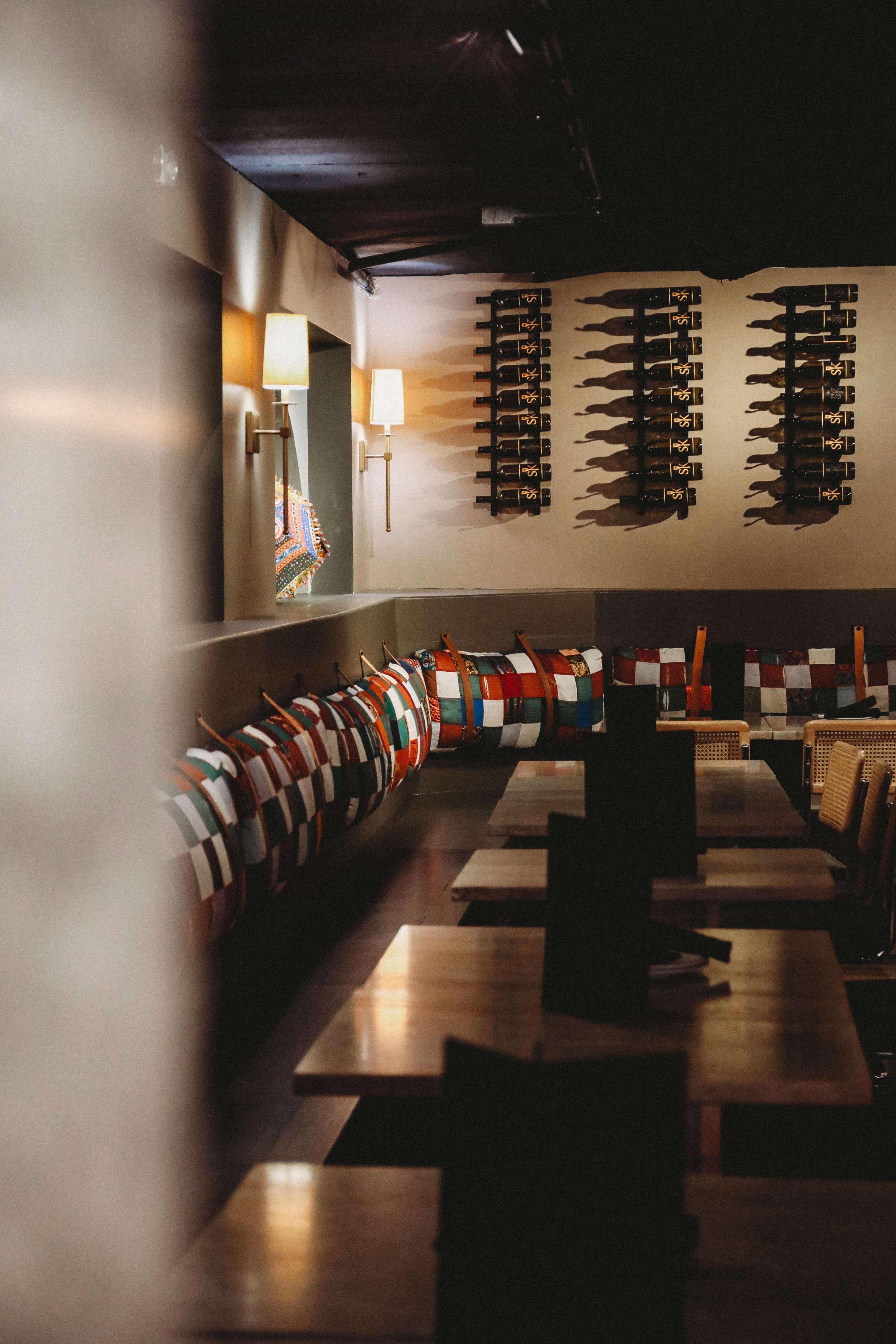 Cozy Modern Downtown Venue with Elegant Vibes Image in Libertyville Township, Libertyville, IL