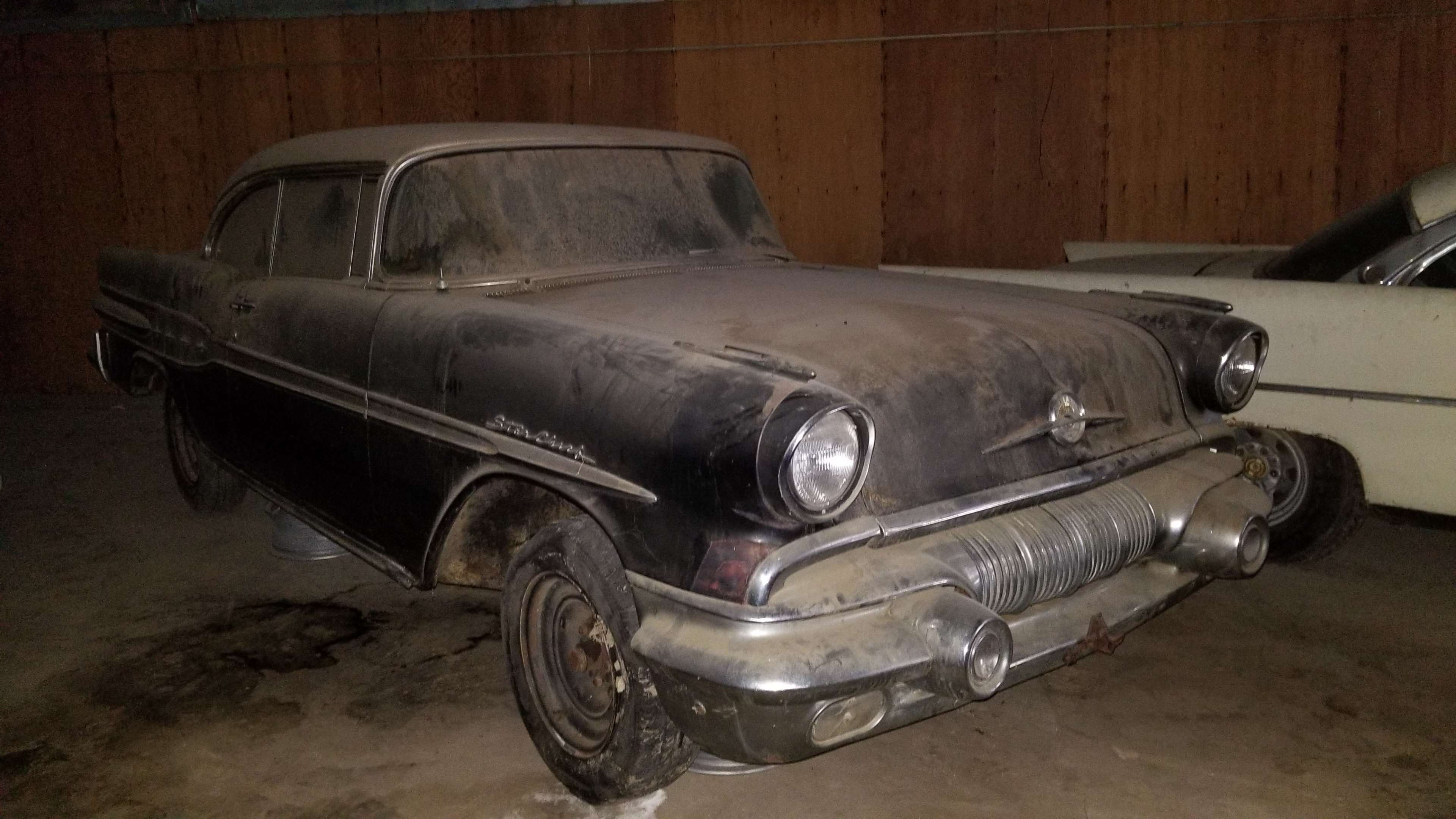 Abandoned cars @ open land space /Ranch Image in Yucaipa, Redlands, CA