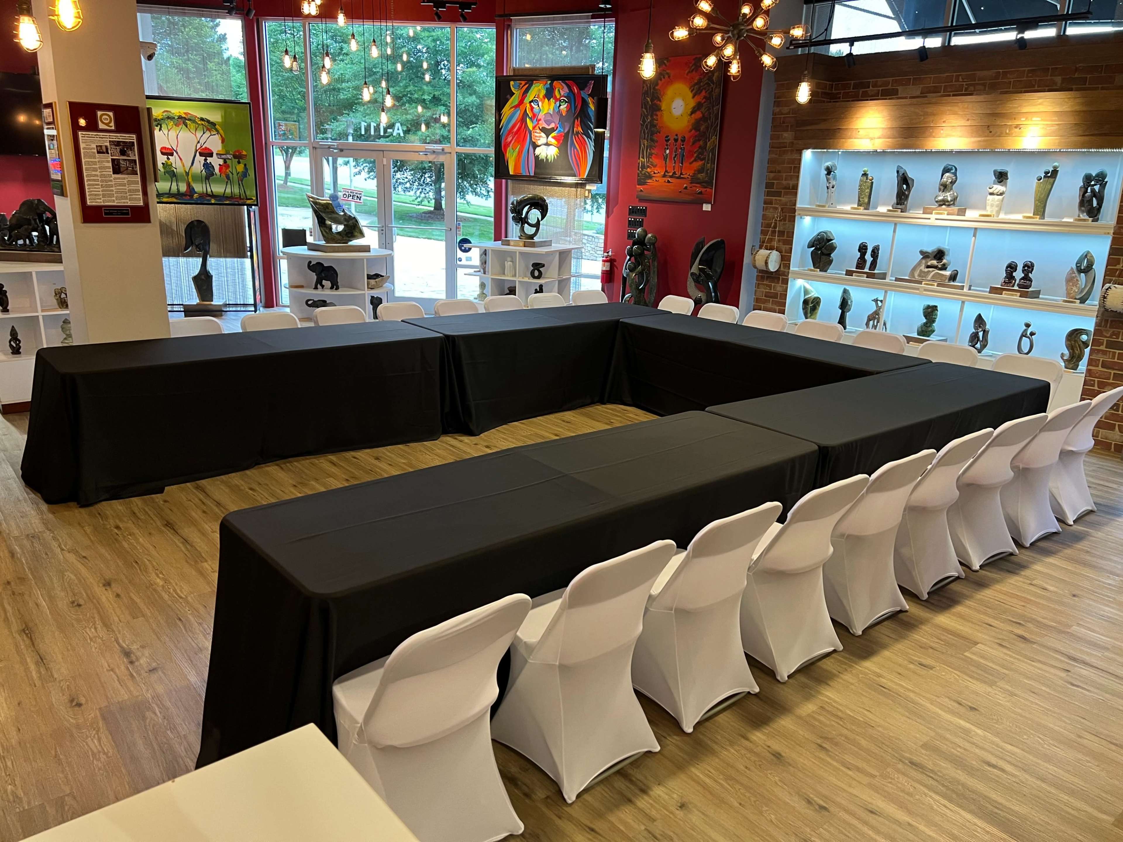 Beautiful Art Gallery Transforms Into An Elegant Event Space Image in University City South, Charlotte, NC