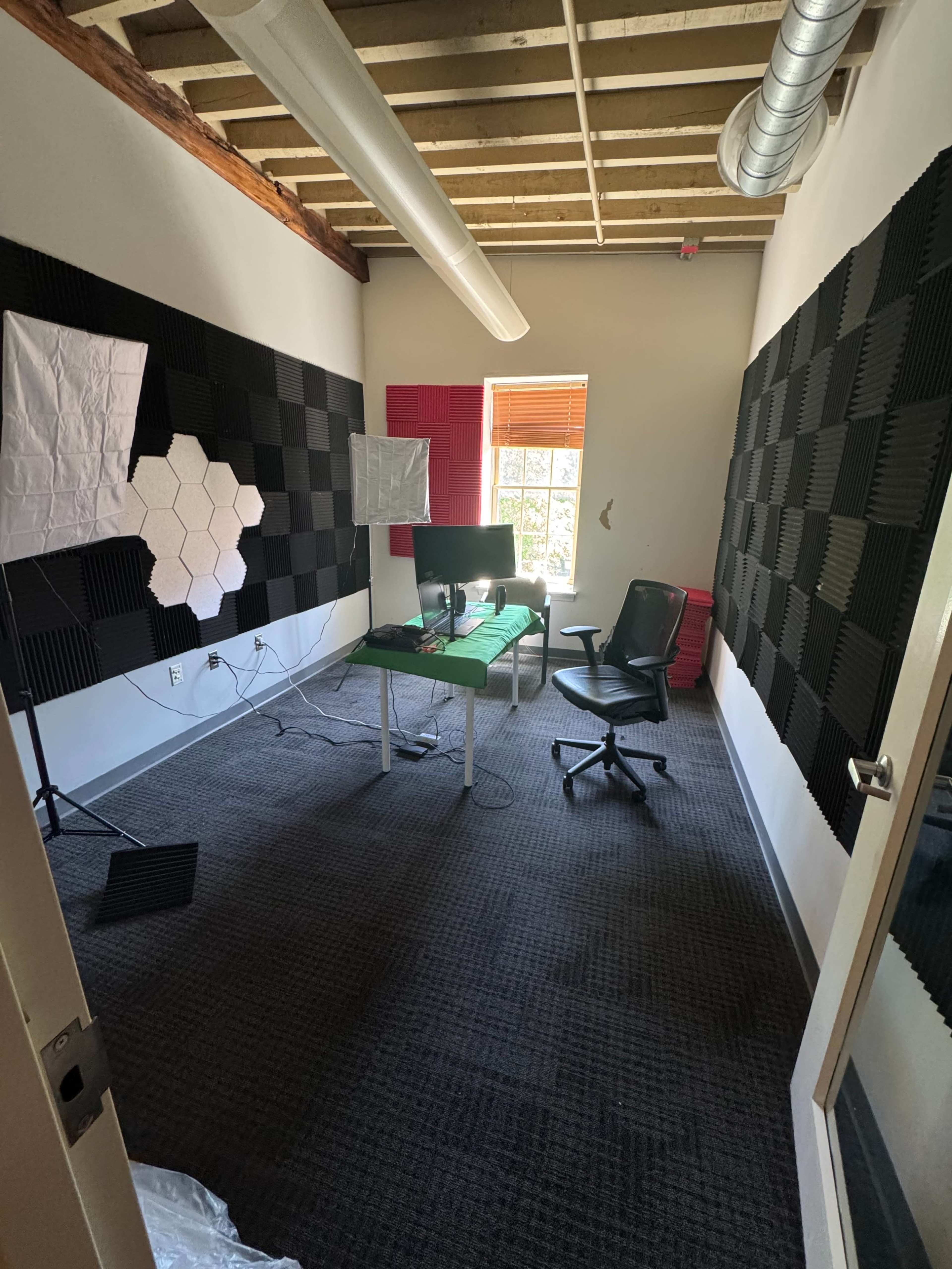 High-Tech Gaming Studio with Streaming Setup Image in Fells Point, Baltimore, MD