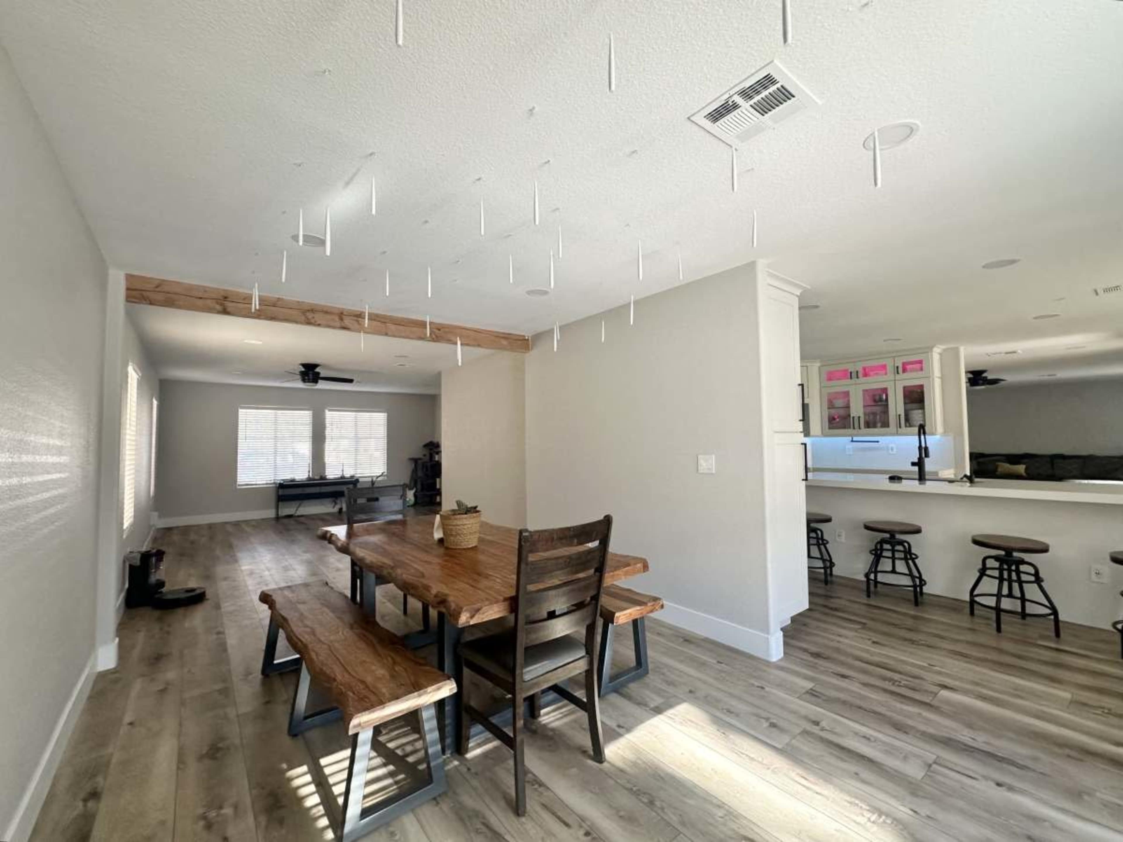 Modern Indoor-Outdoor Venue with Poolside & Full Kitchen Image in Twin Lakes, Las Vegas, NV