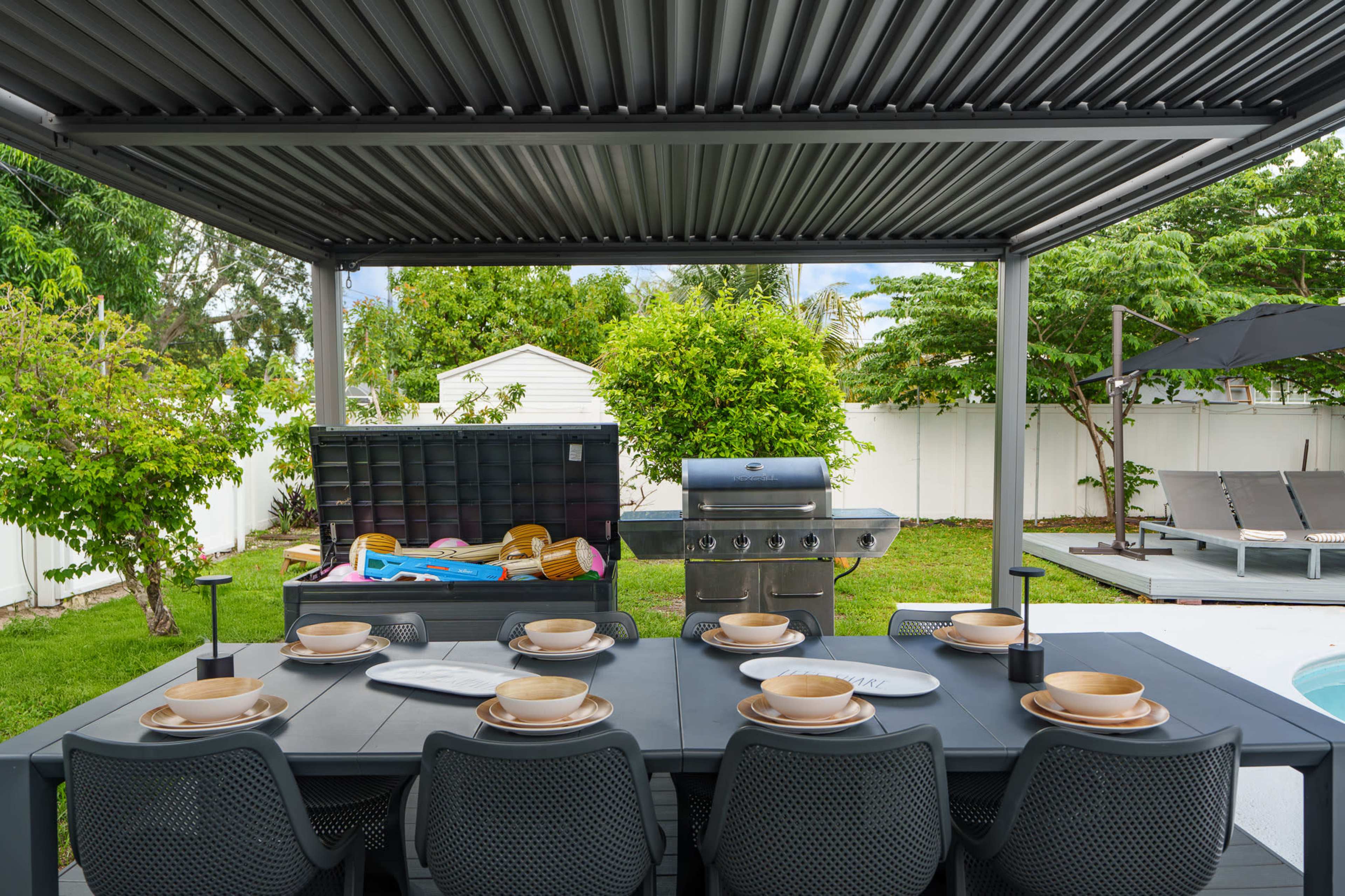 Awesome Open Space 5-bed Luxury Shooting space / rentable 1+ night Image in Hollywood Hills, Hollywood, FL