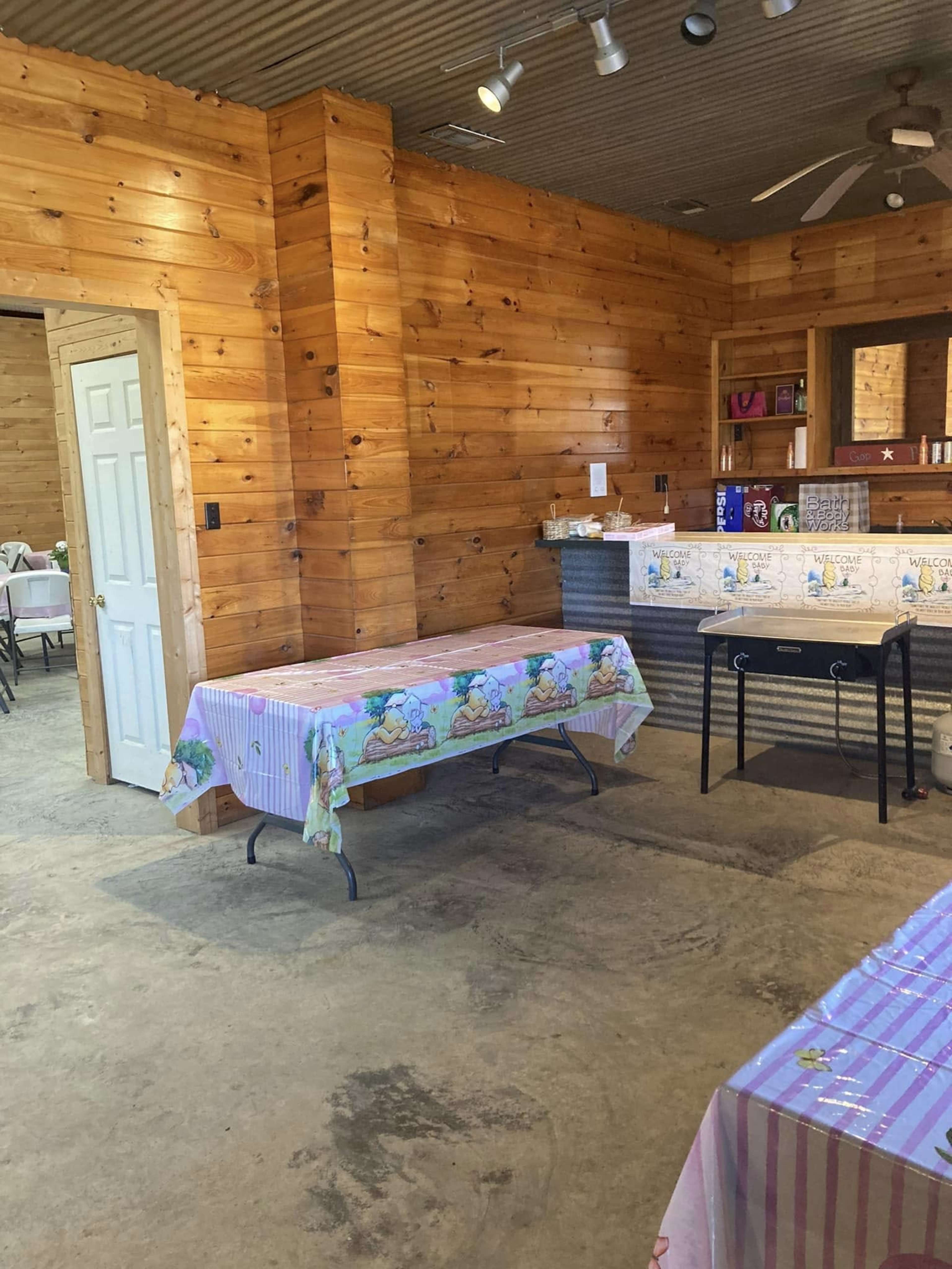 Charming Rustic Ranch Home Image in , Wills Point, TX