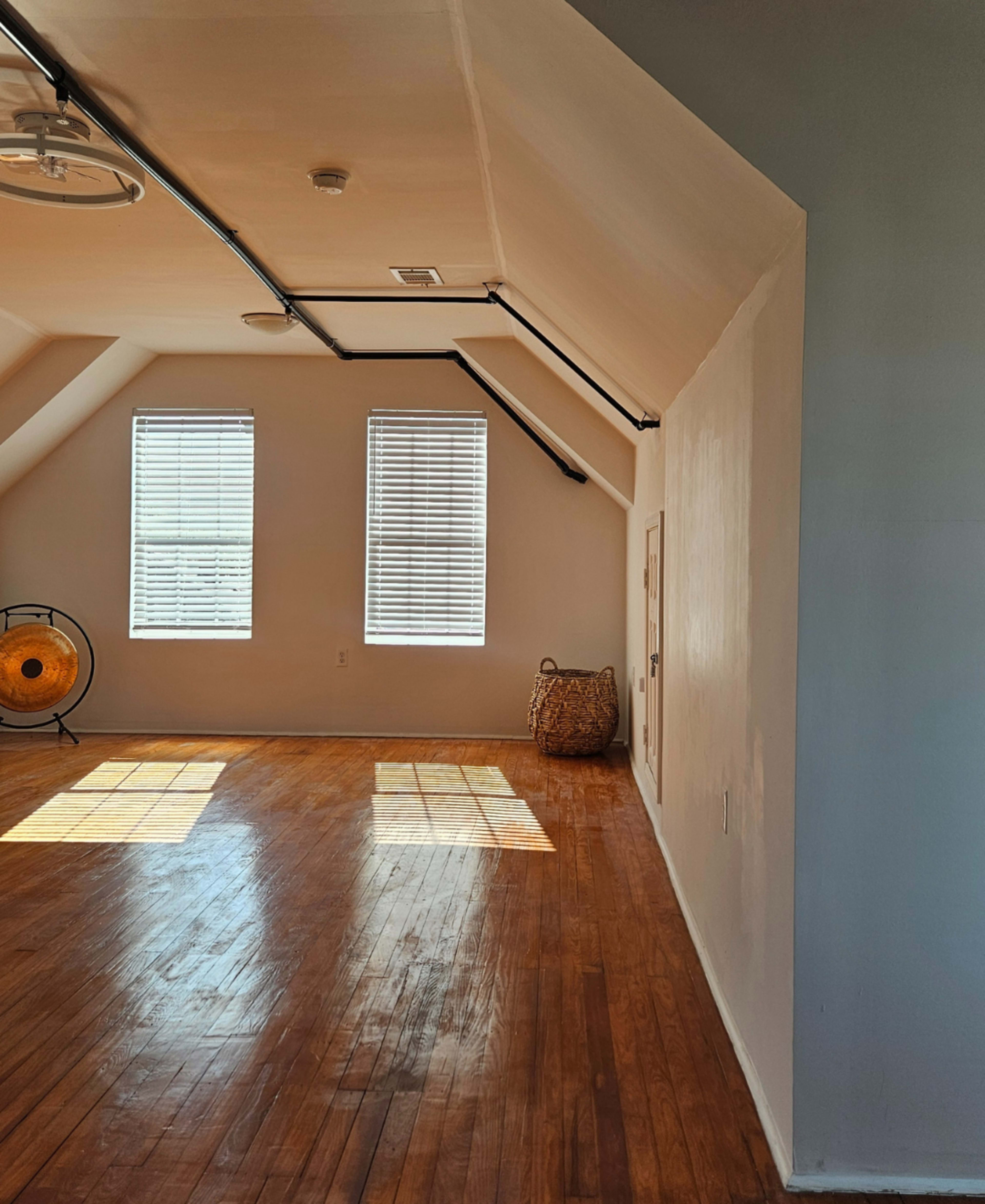 Wellness Studio for Yoga, Pilates, or Group Gatherings Image in Greater Third Ward, Houston, TX