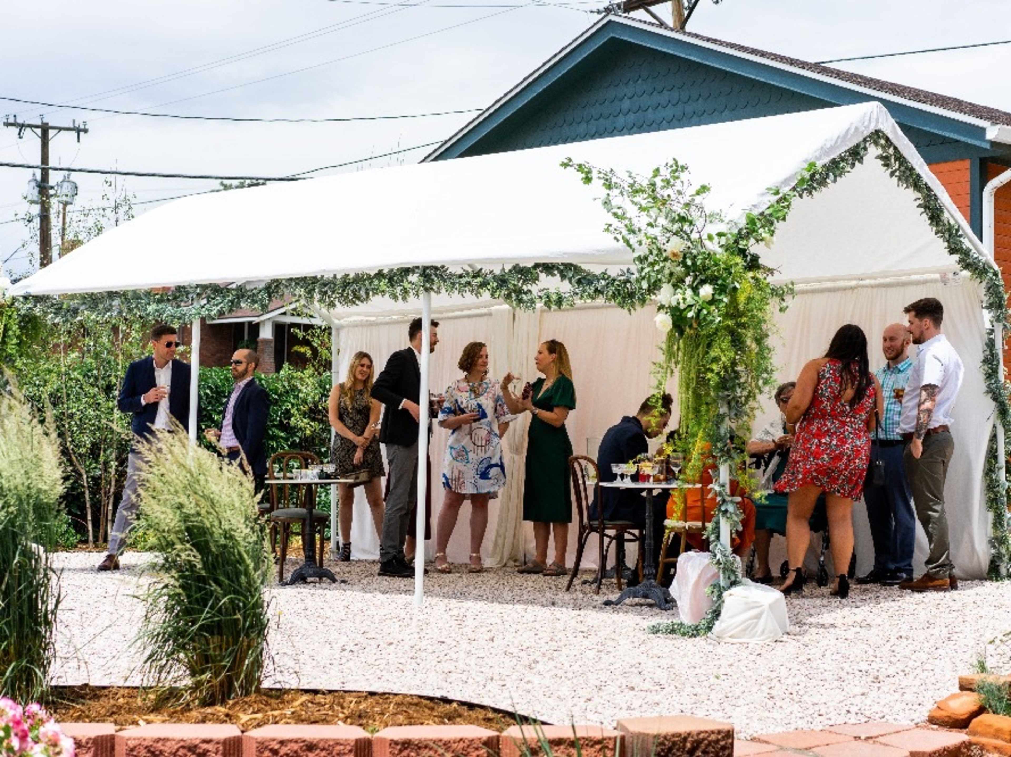 10' x 20' white tent (without garland)