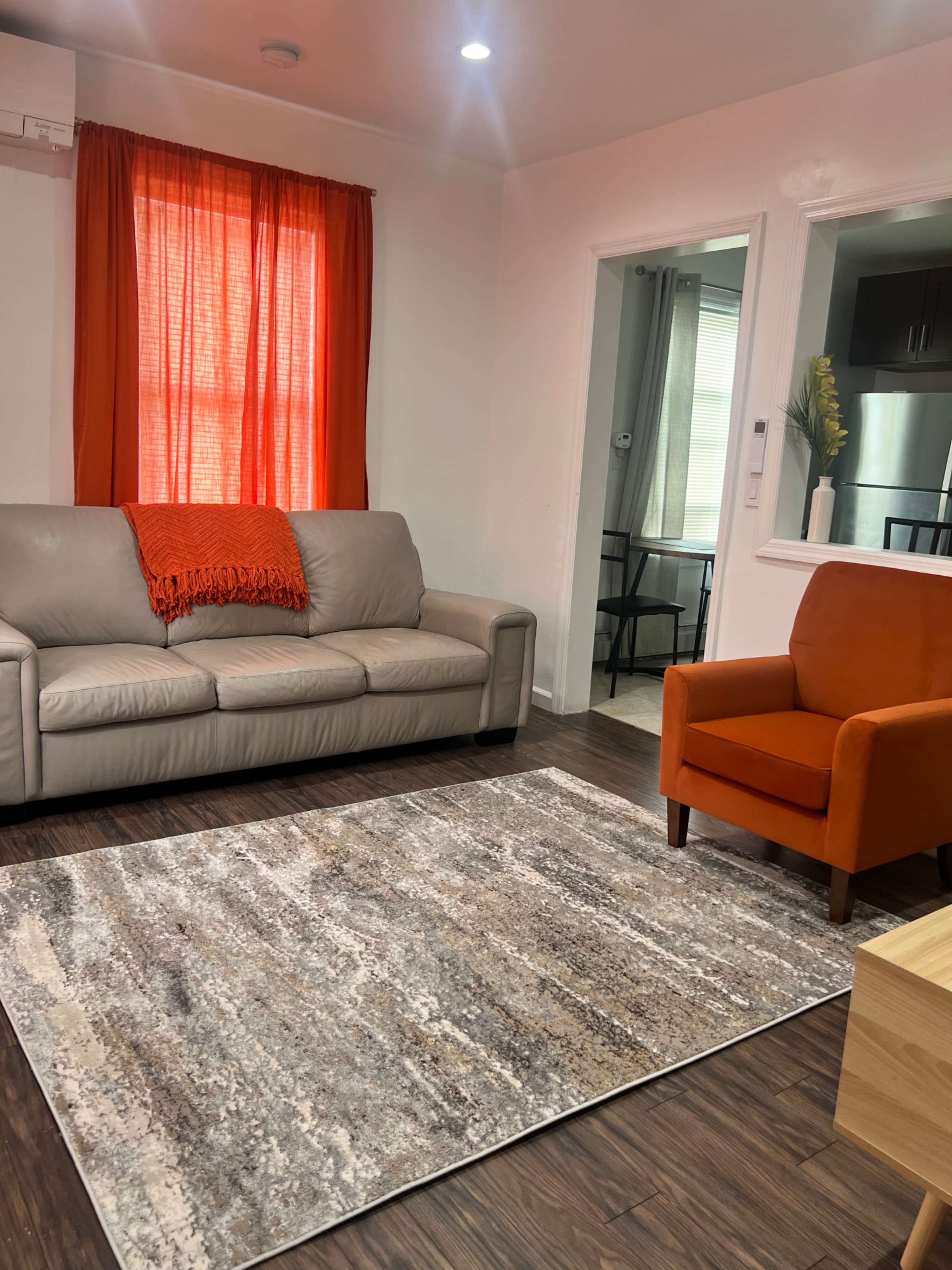 New Rochelle Chic Retreat Image in New Rochelle, New Rochelle, NY