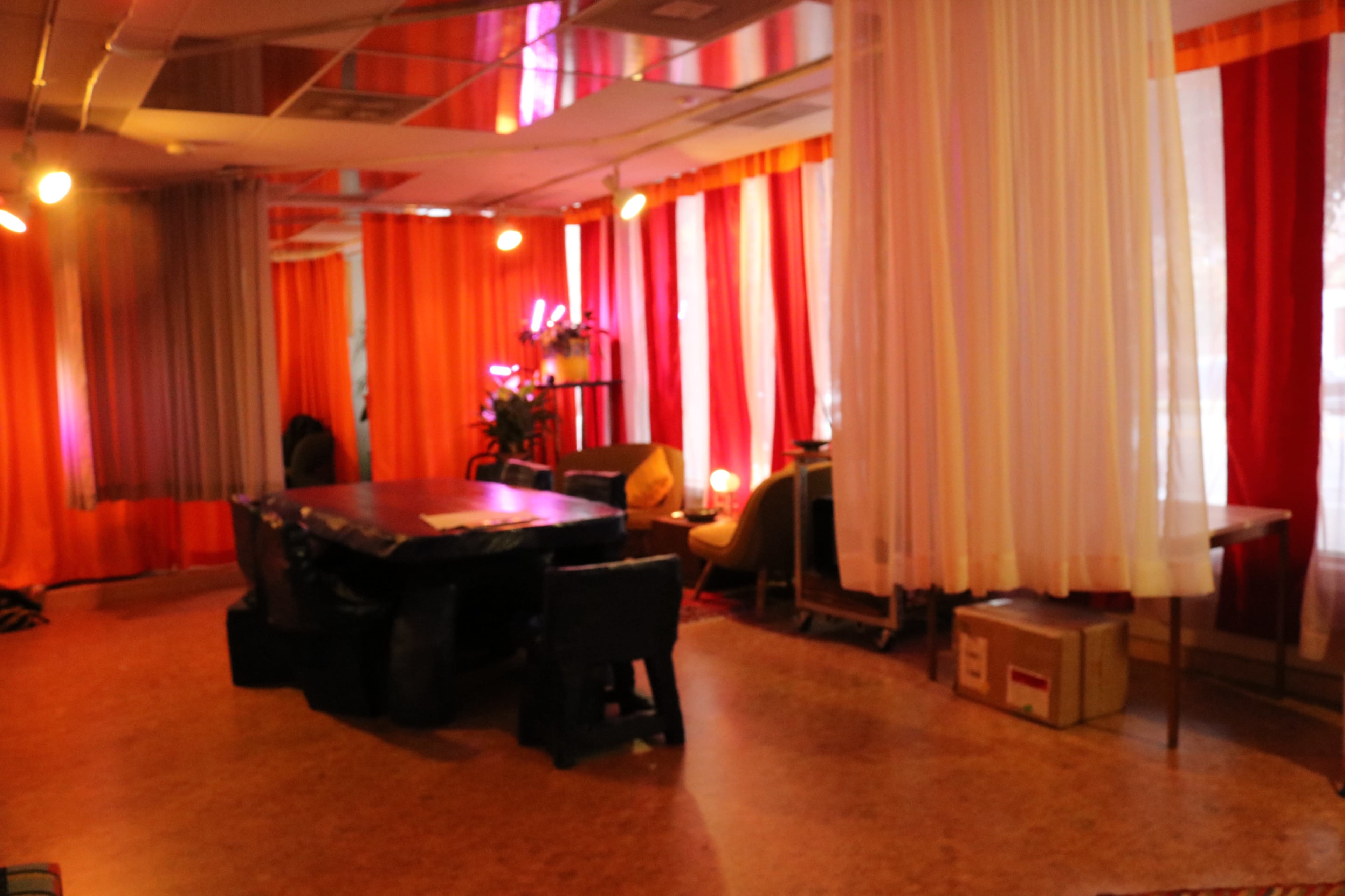 *New* Vibrant Silverlake Flex Space for Meetings, Workshops & Small Pop-Ups Image in Silver Lake, Los Angeles, CA