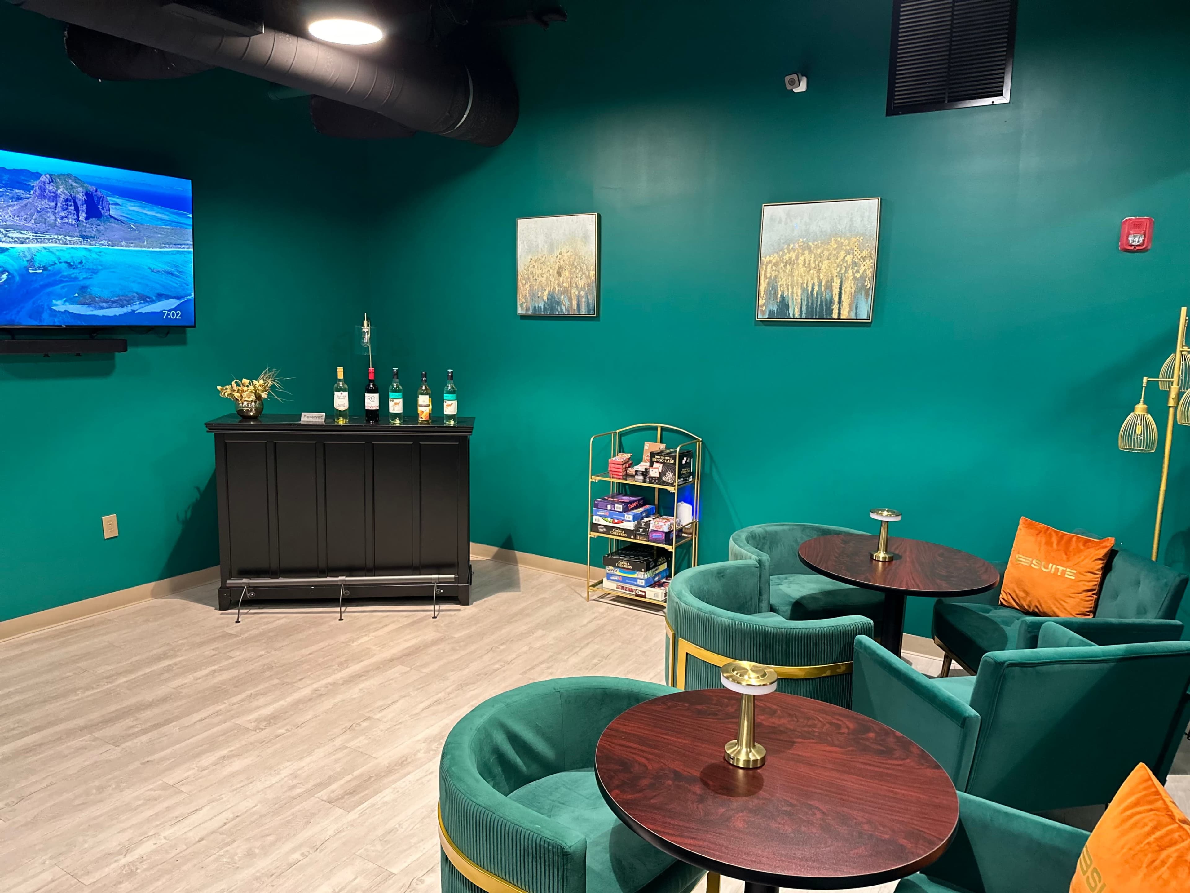 BSuite Speakeasy Image in Durrs, Fort Lauderdale, FL