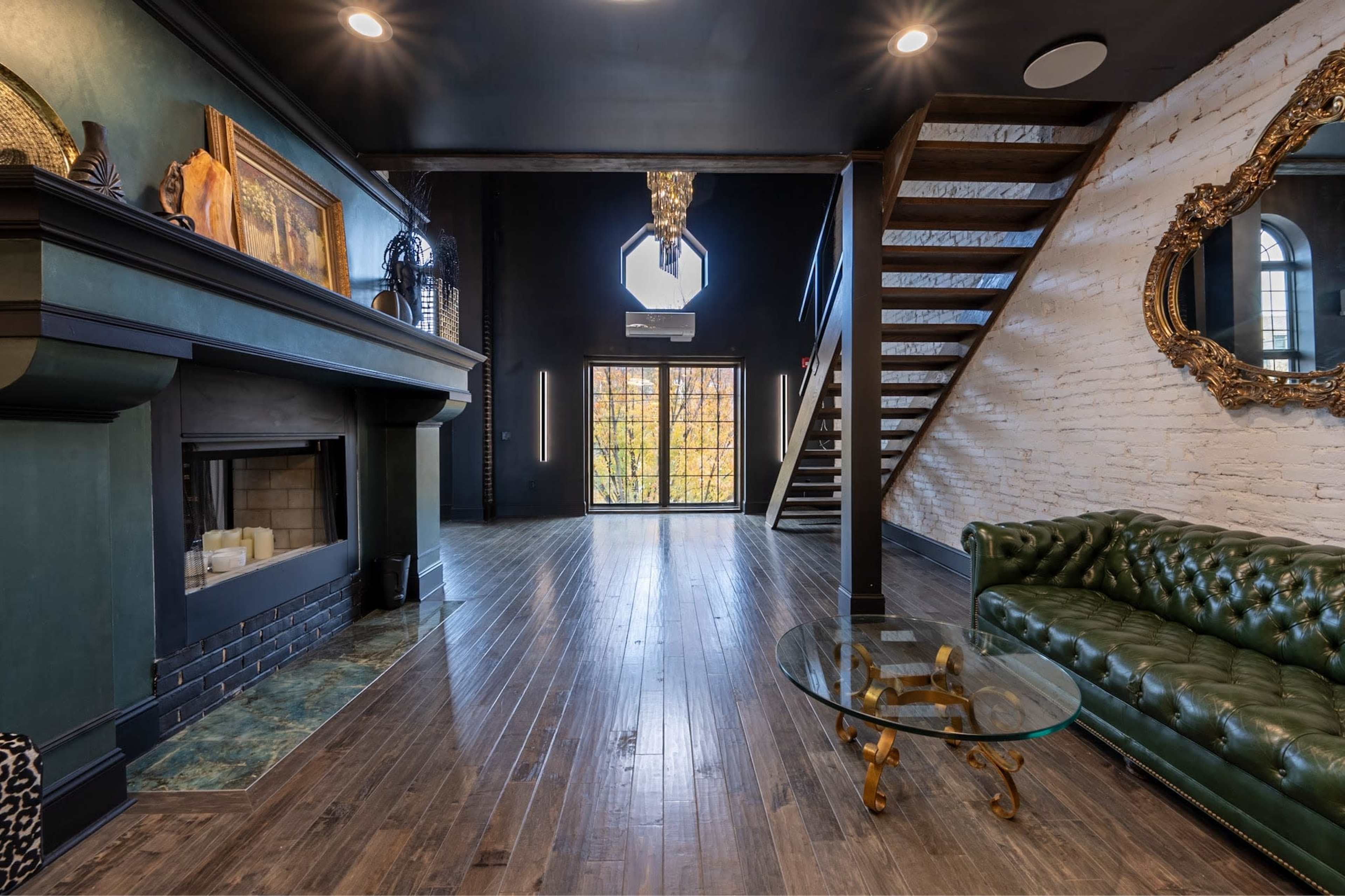 Premier Upscale Venue Image in Passyunk Square, PHILADELPHIA, PA