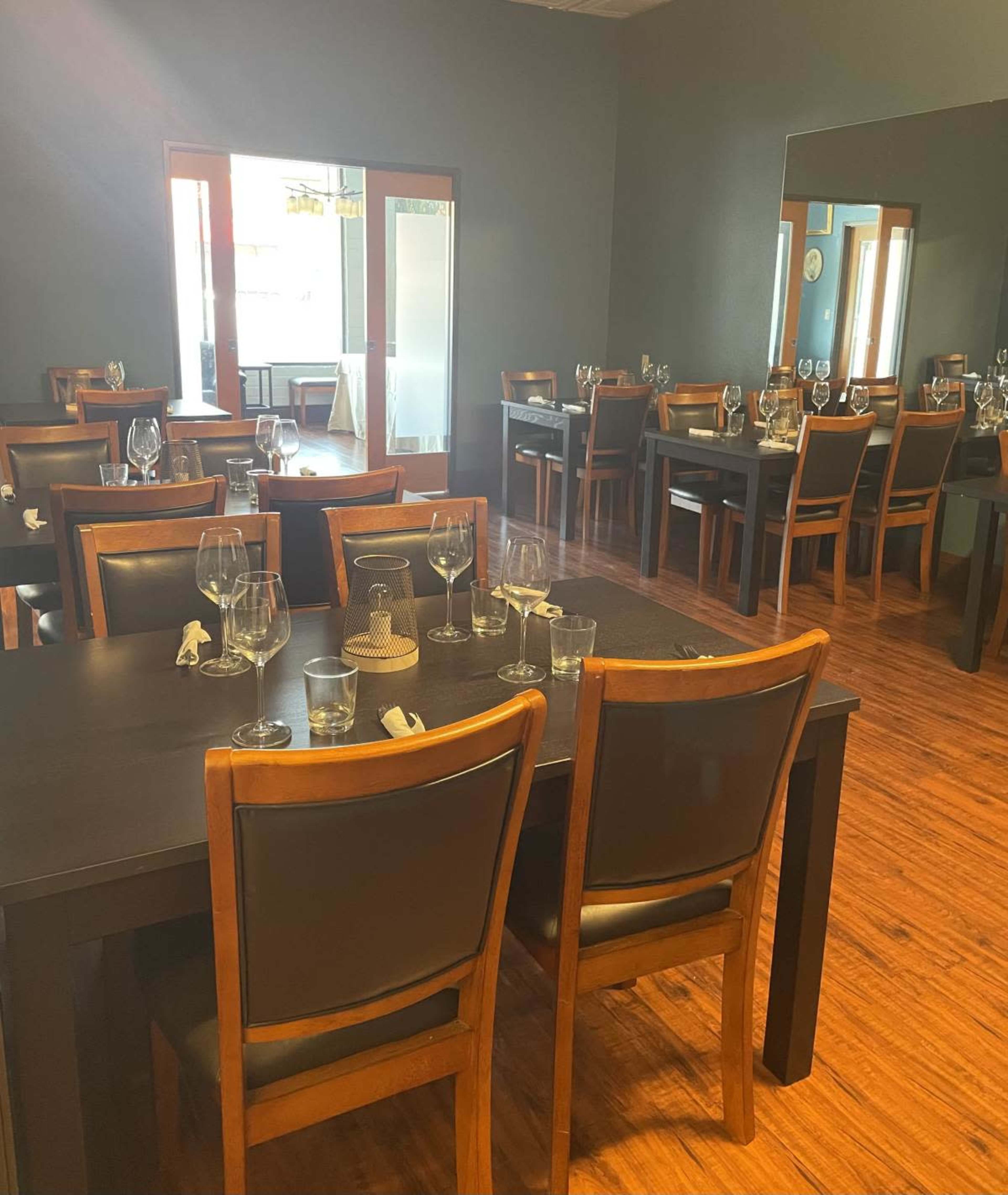 Private meeting room in wine shop with flexible seating options Image in Cedar Mill, Portland, OR