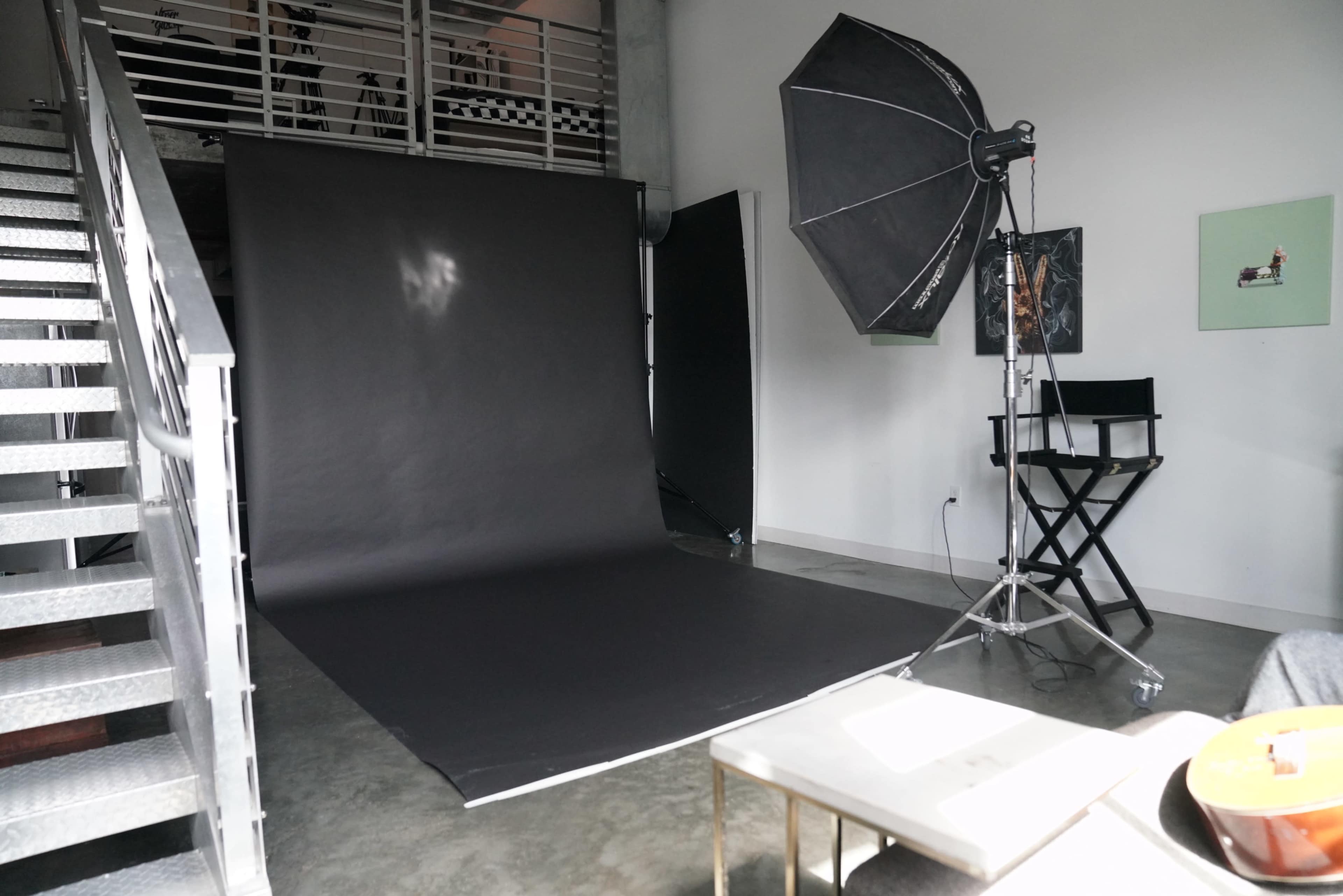 ndustrial Loft Studio: The Perfect Space for Content Creators, Brands, Photographers and Artists Image in Town Square, MIAMI, FL