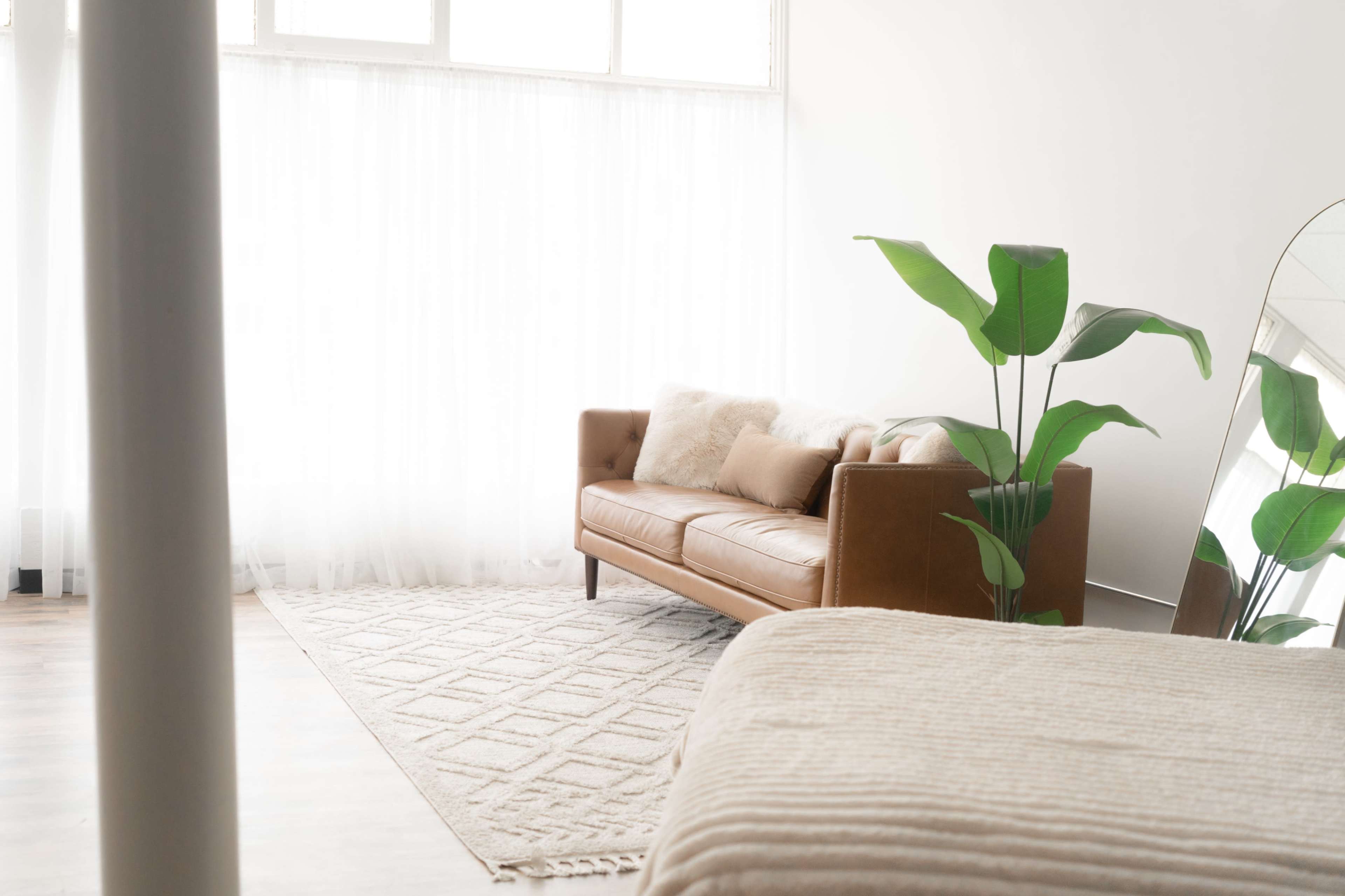 Stunning Natural Light Studio on Cole Street Image in Enumclaw, Enumclaw, WA