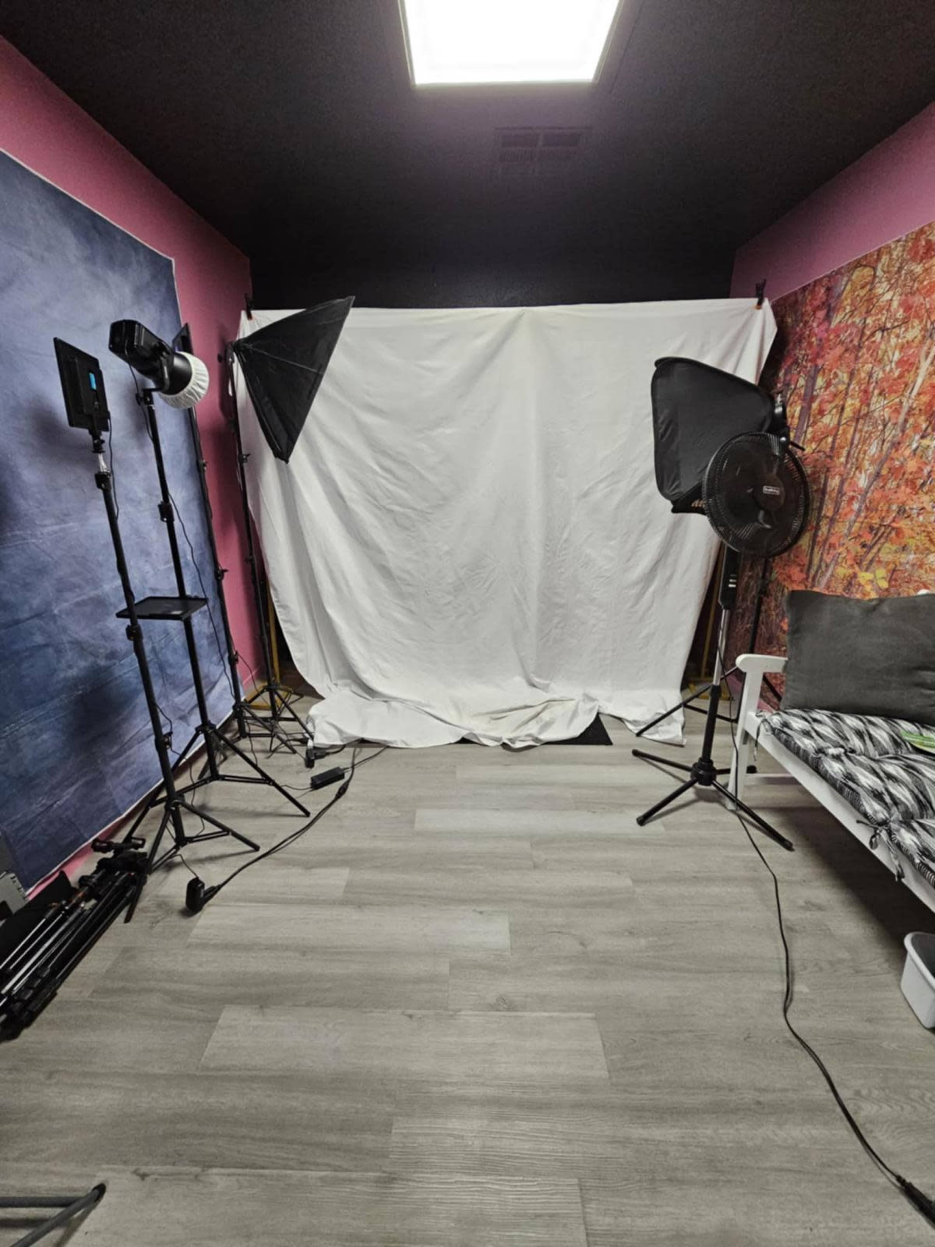 Swanky Upscale Studio located in the Southeast of Las Vegas Image in Paradise, las vegas, NV