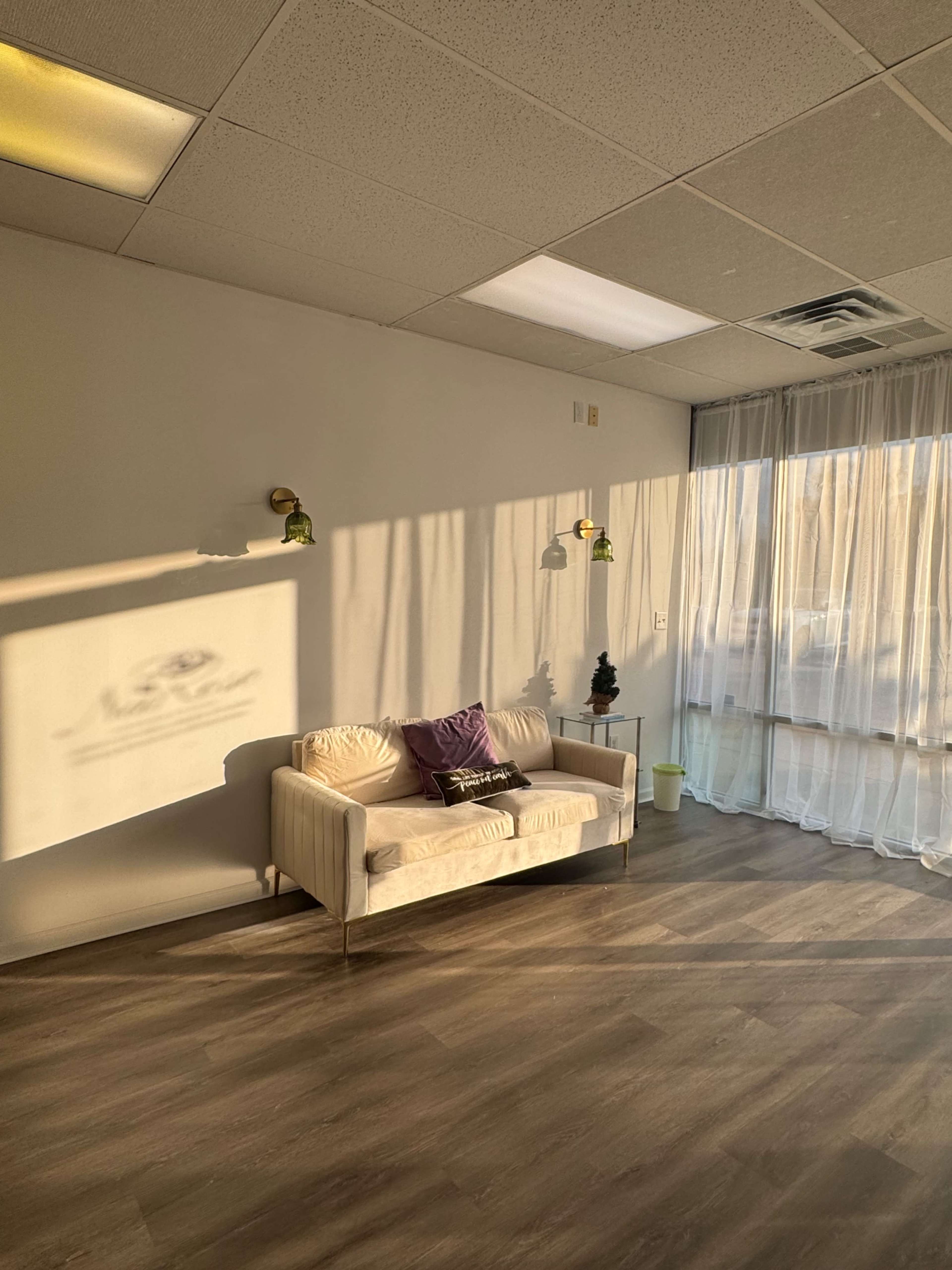 Open-Concept Creative Studio - Sugar Land Image in Highlands Square, Sugar Land, TX
