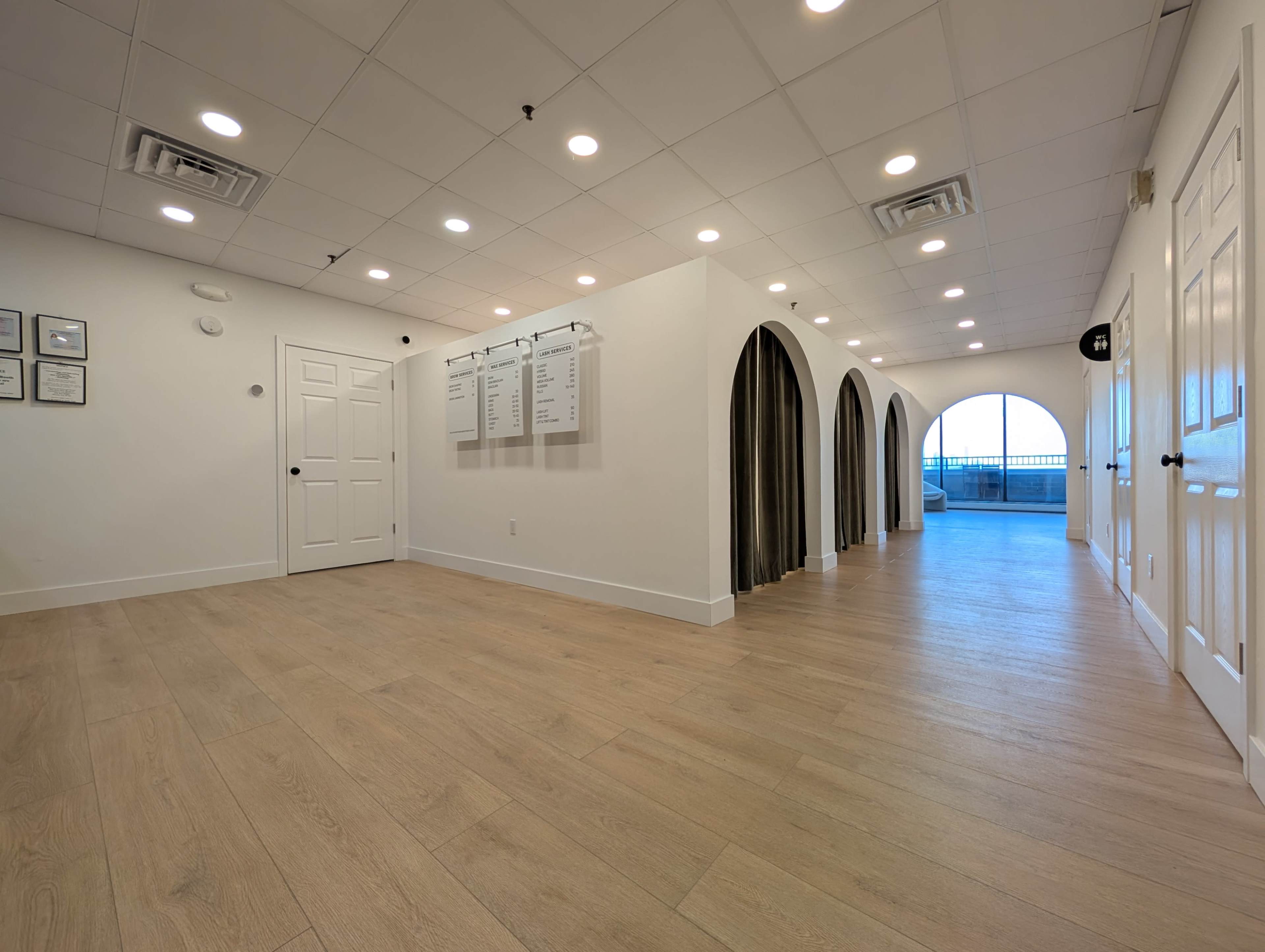 (PROPERTY FOR SALE) Studio With Balcony & Stunning View | Photo & Video Shoots | Podcasts | Wellness/Massage/Therapy Image in Guttenberg, Guttenberg, NJ