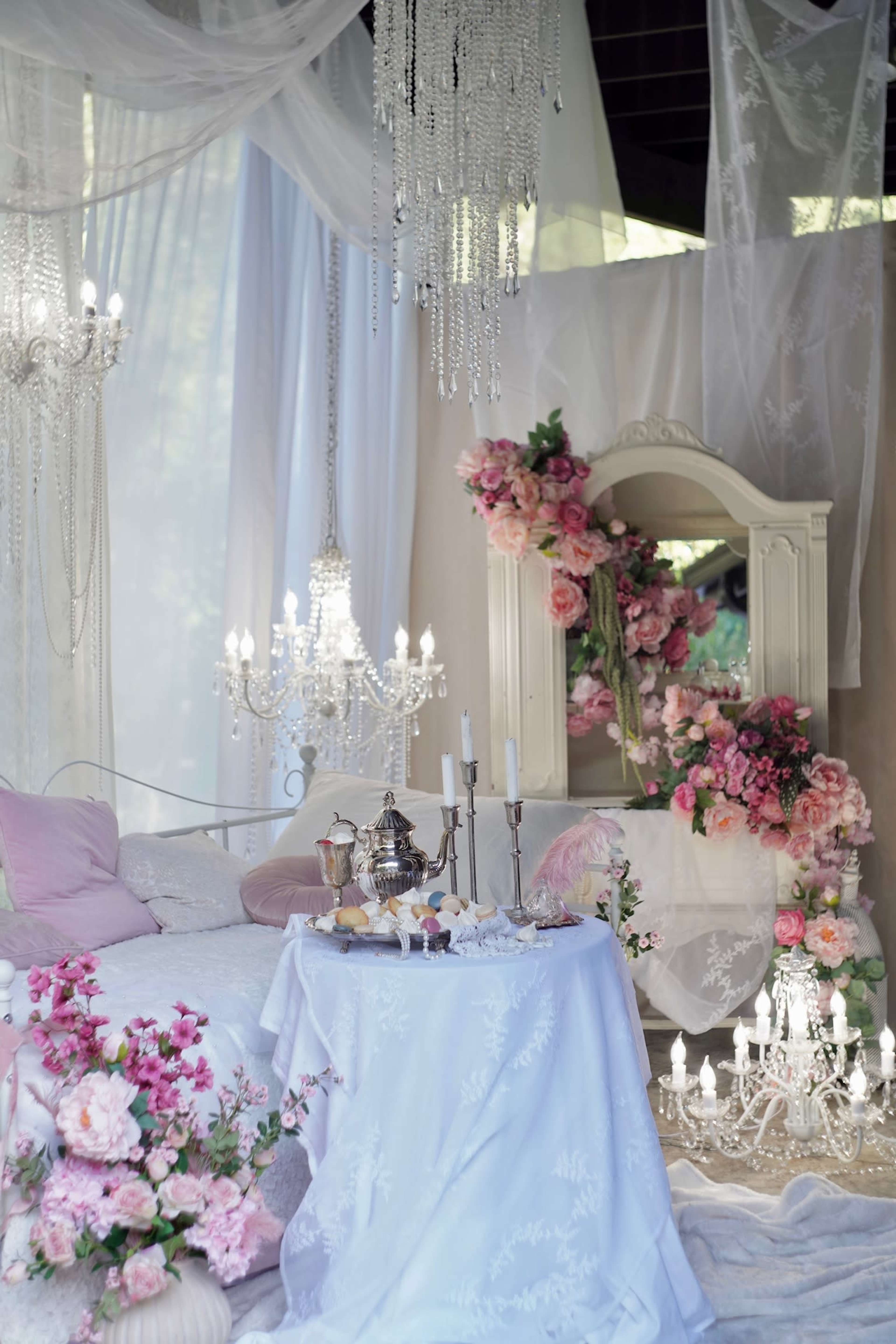Enchanted Garden Bed & Chandeliers – Boudoir Photo Set Image in Los Gatos, Los Gatos, CA