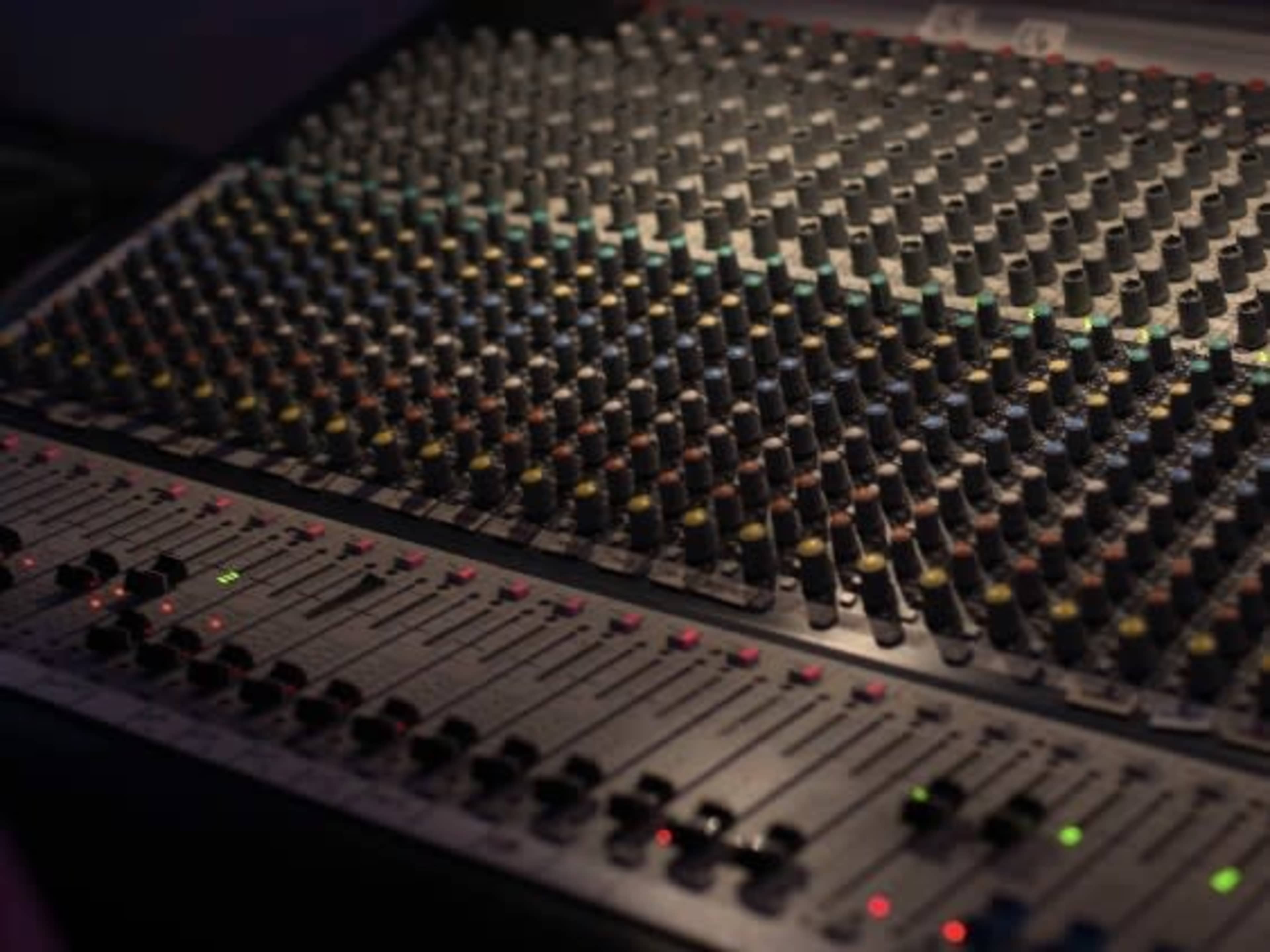Professional Audio engineer / Producer