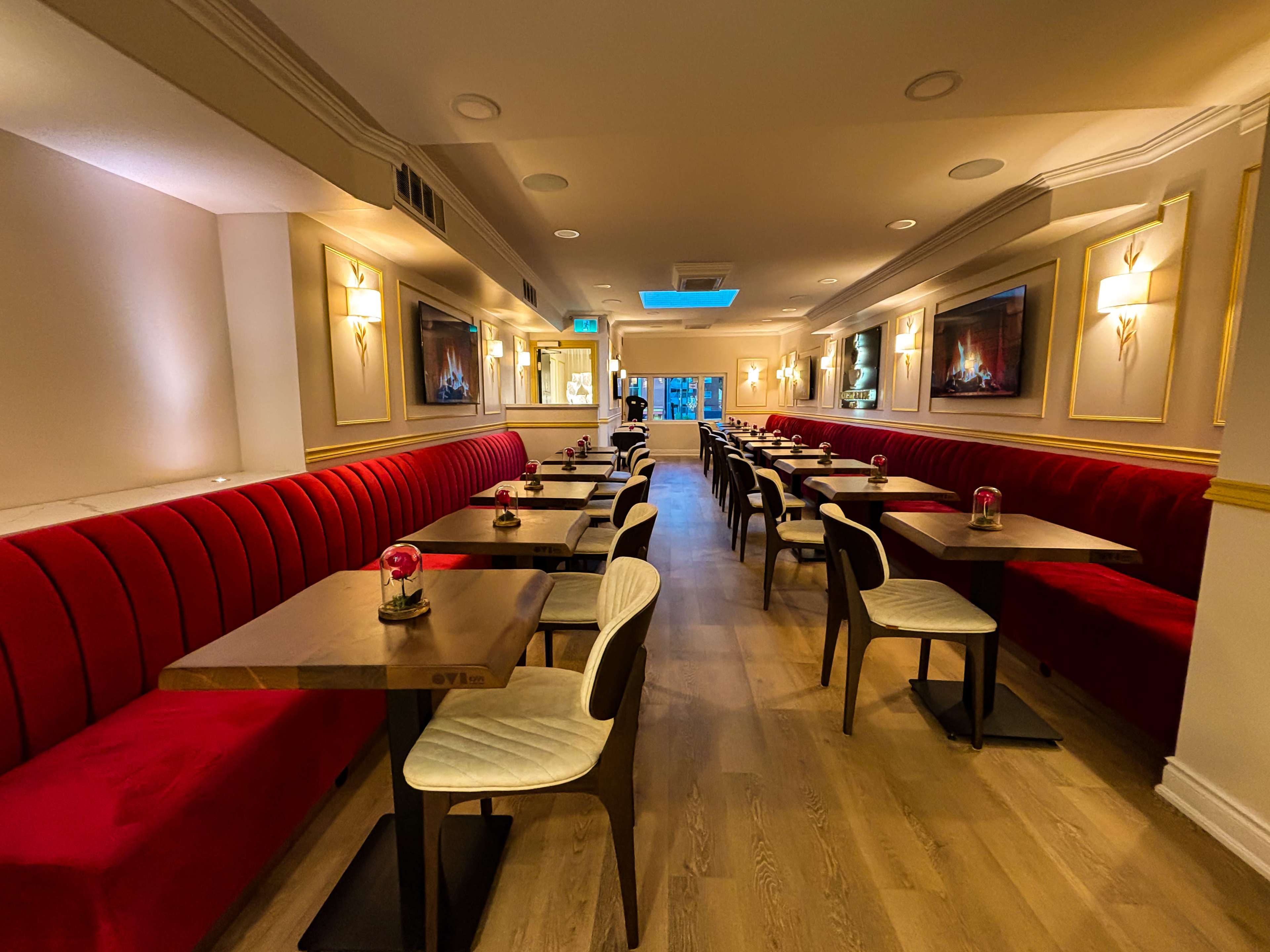 Modern Luxury Café Lounge in Streetsville Image in Streetsville, Mississauga, ON