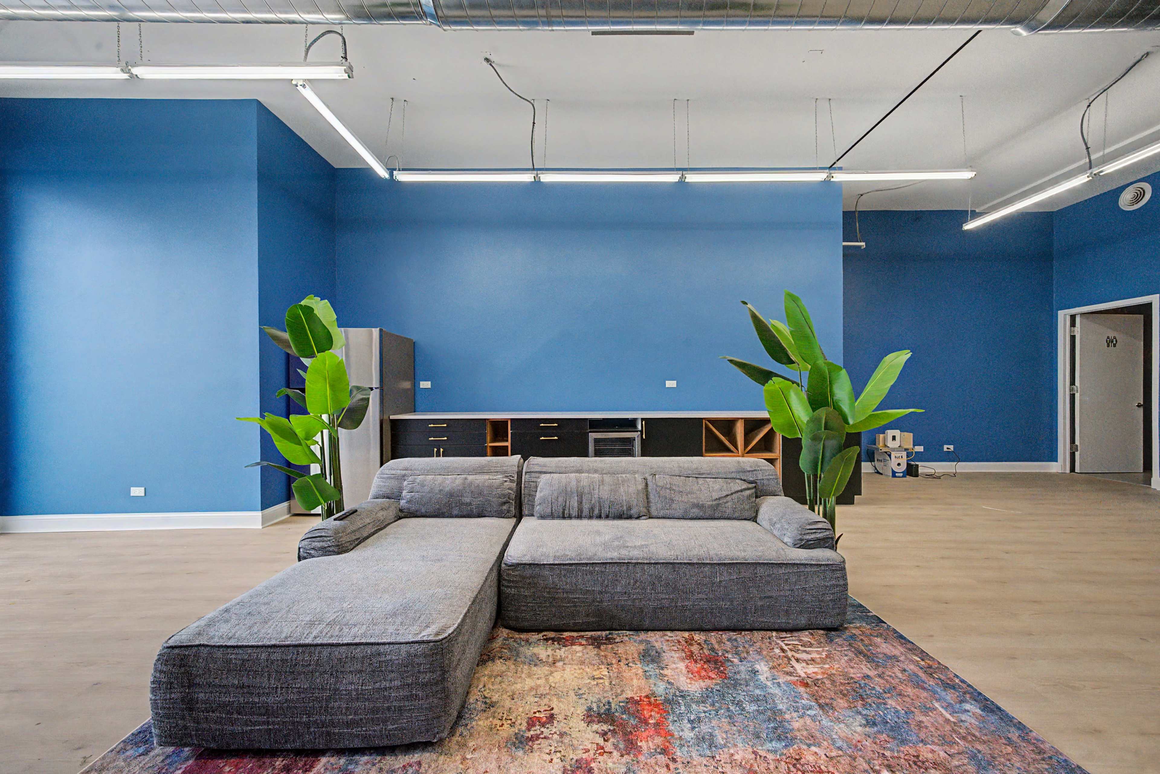 Spacious Downtown Chicago Event Venue with Modern City Vibes Image in West Town, chicago, IL