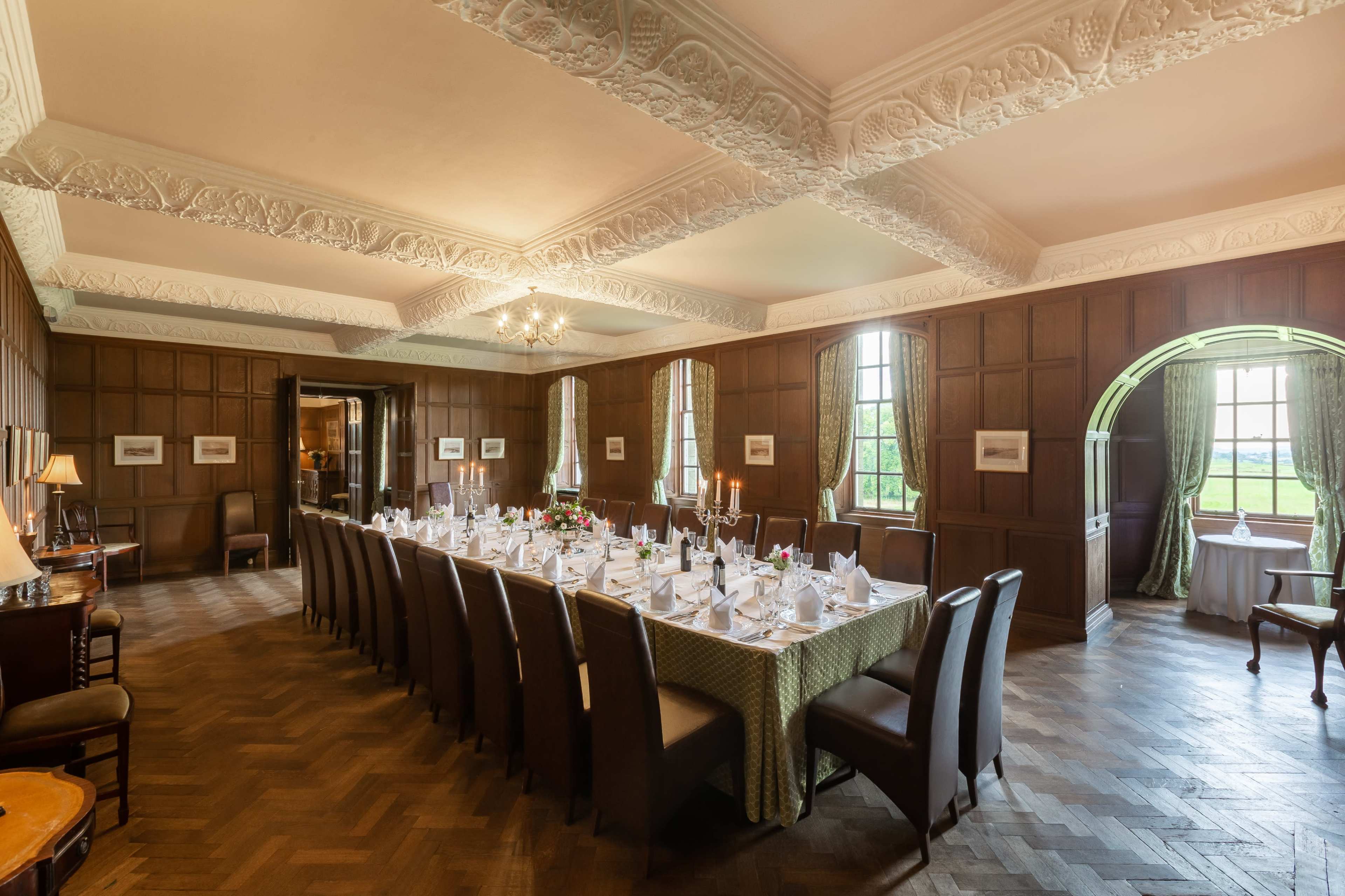 Luxury Scottish Estate with Championship Golf Course Image in Rowallan Castle, Kilmarnock, SCT