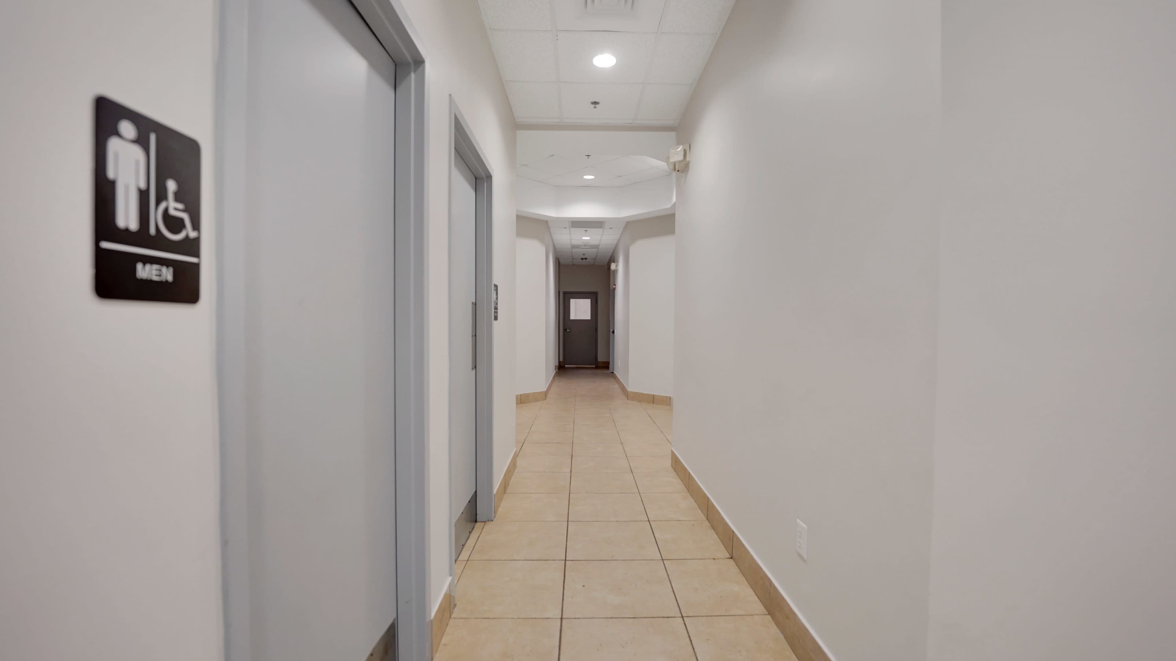 Spacious Miami Gym with High Ceilings and Multi-Purpose Court Image in Little River, Miami, FL