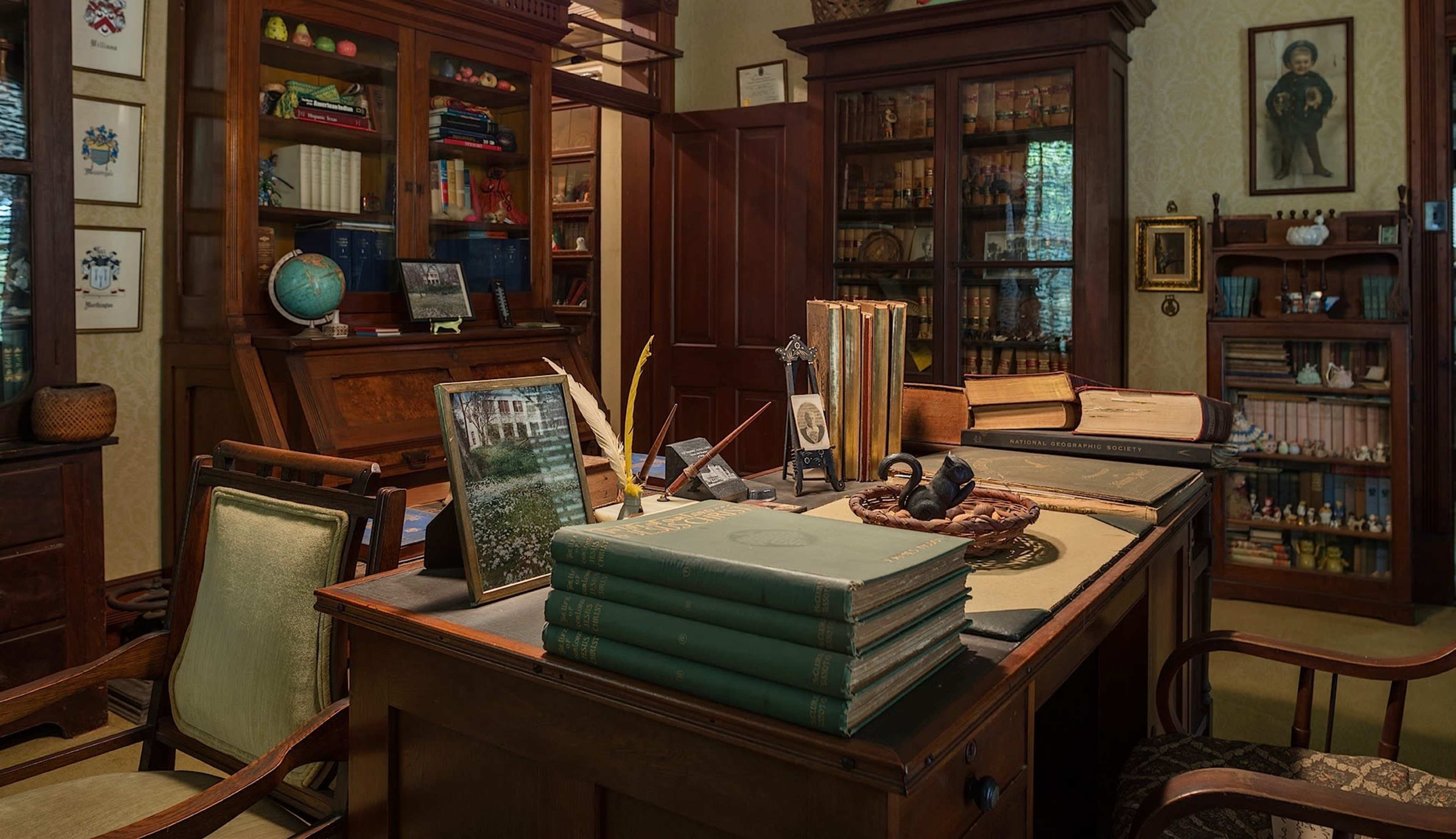 Historic House and Gardens near Downtown Image in Old West Austin, Austin, TX