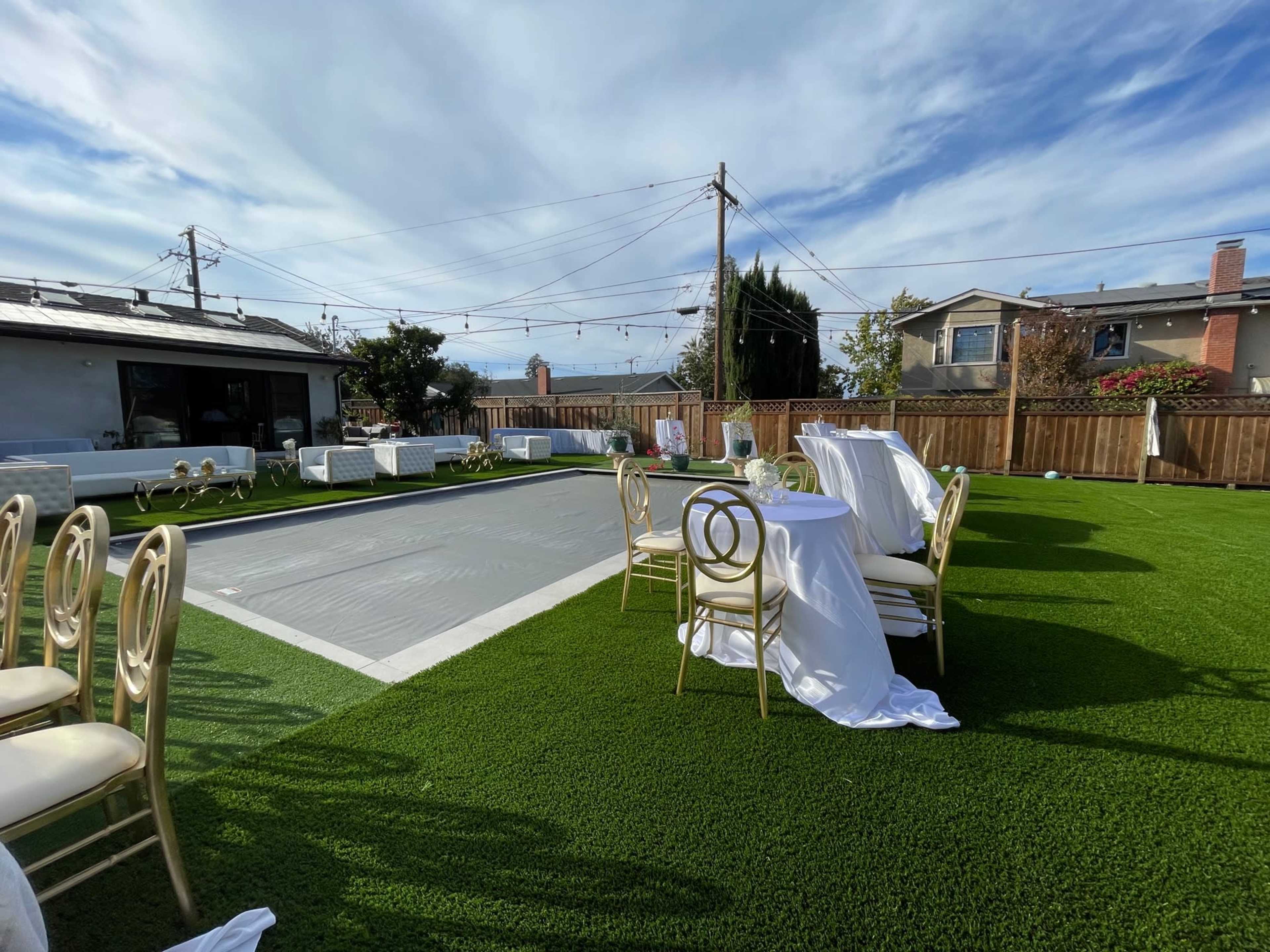 Urban Backyard with Pool Modern Building Image in Nimitz, Sunnyvale, CA